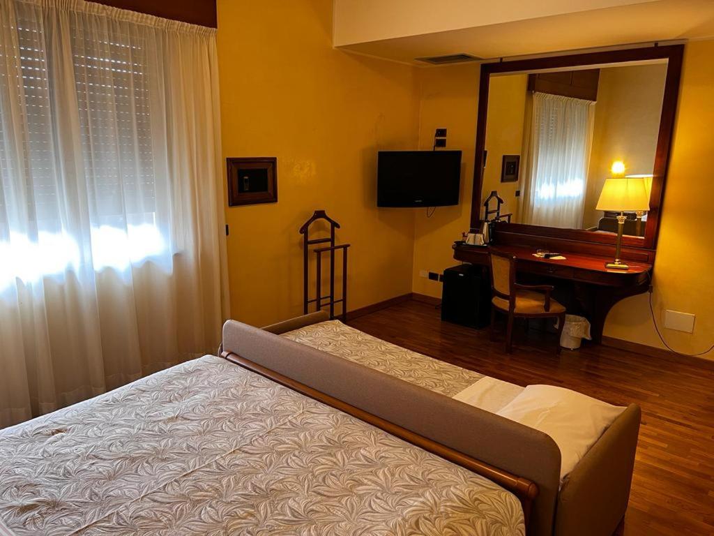 Comfort Triple Room photo 2
