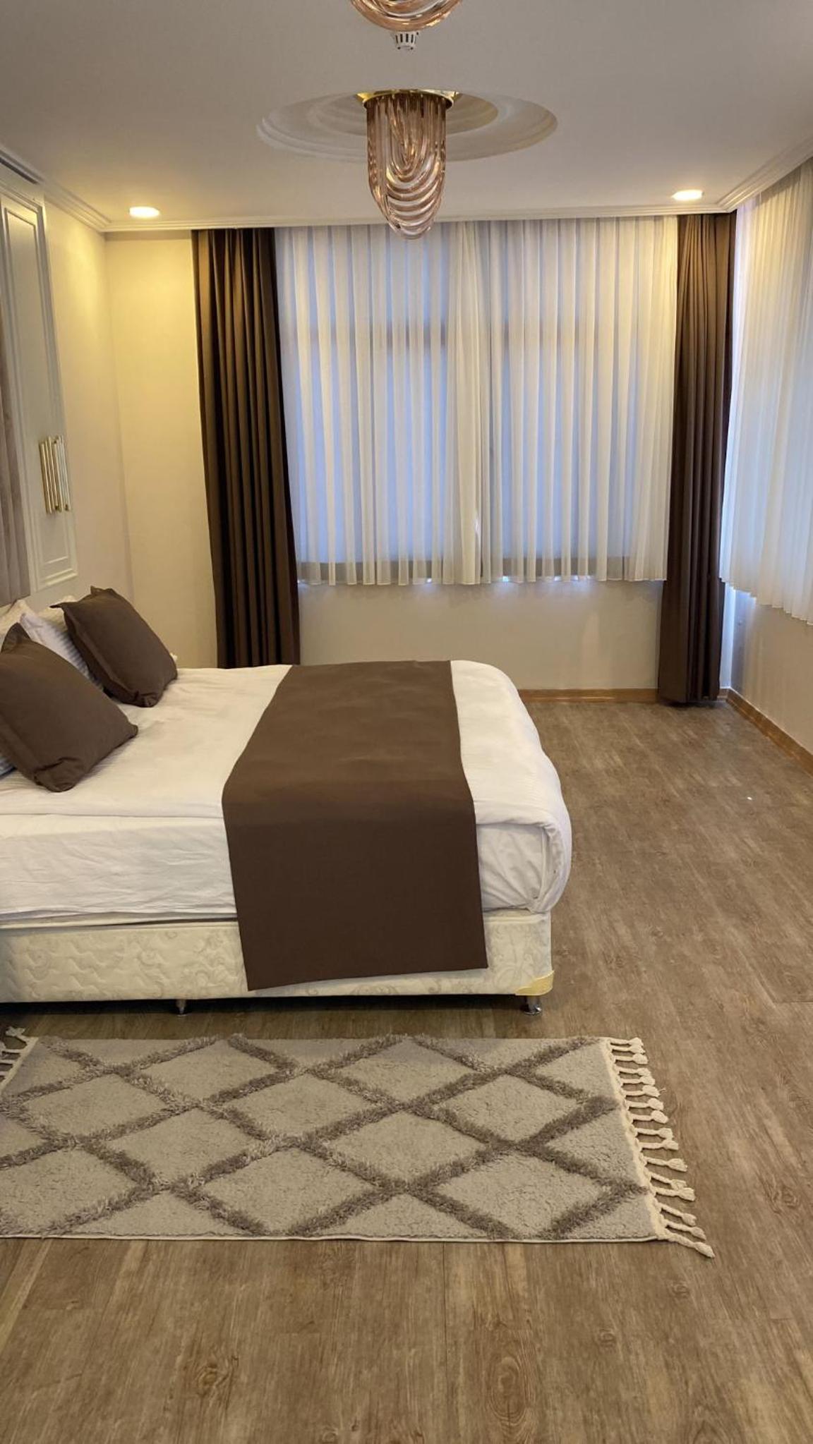 Suite photo 1