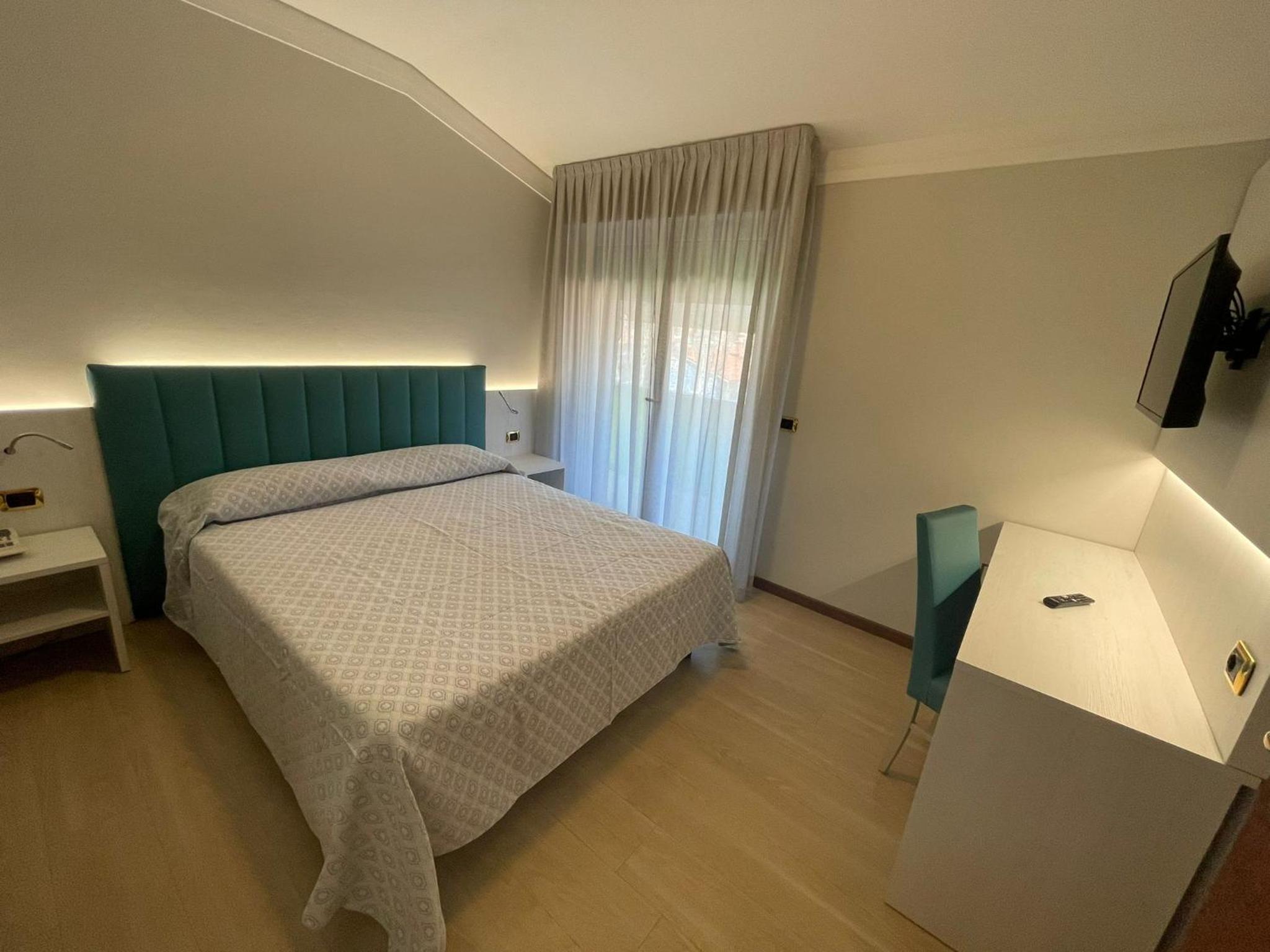 Junior Suite with Balcony