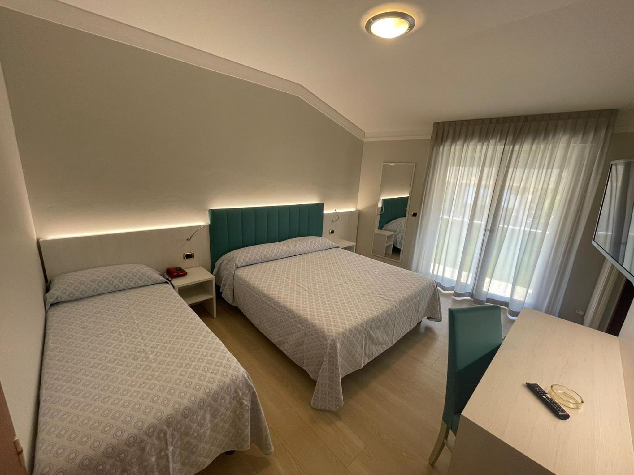 Triple Room photo 3