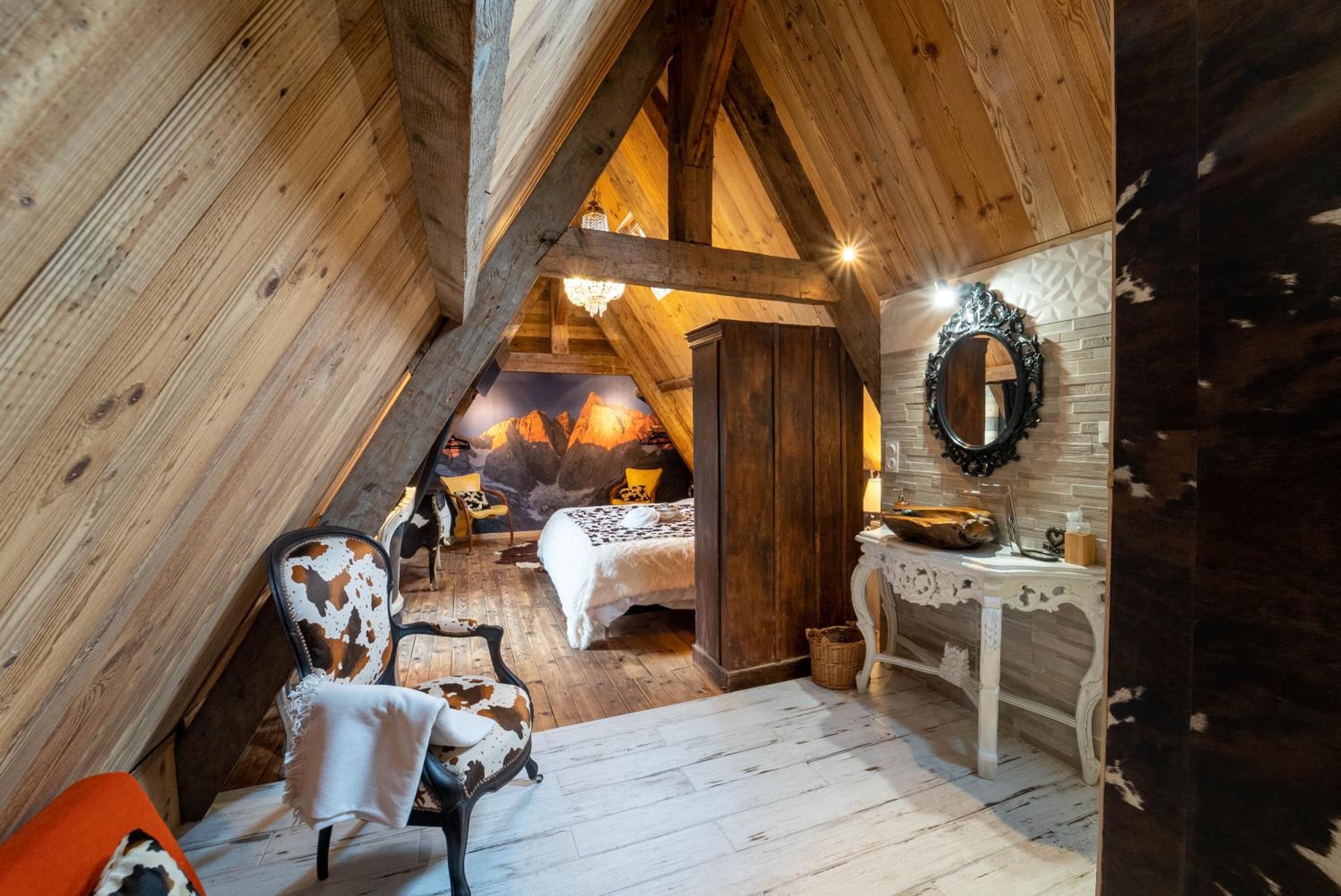 Superior King Room