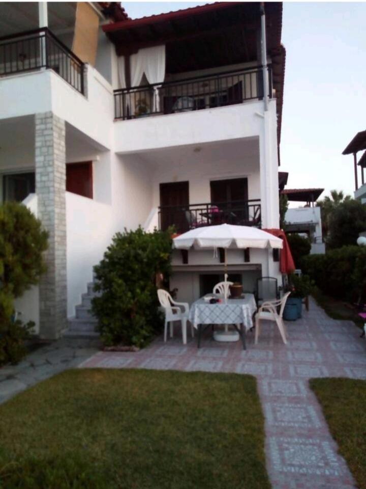 Two-Bedroom House photo 1