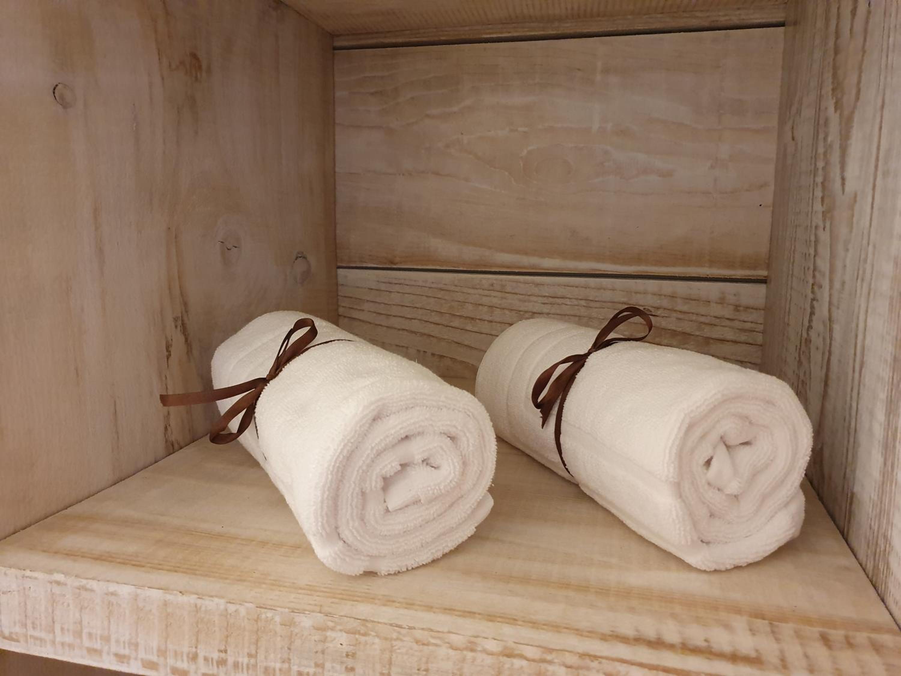 Double Room with Private Bathroom - Photo 3