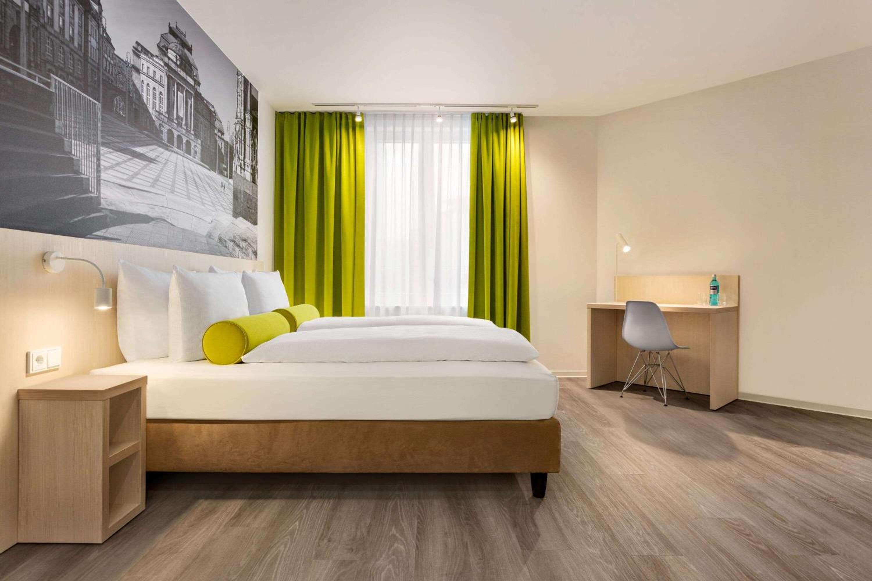 Standard Room - Barrier Free - Photo 1