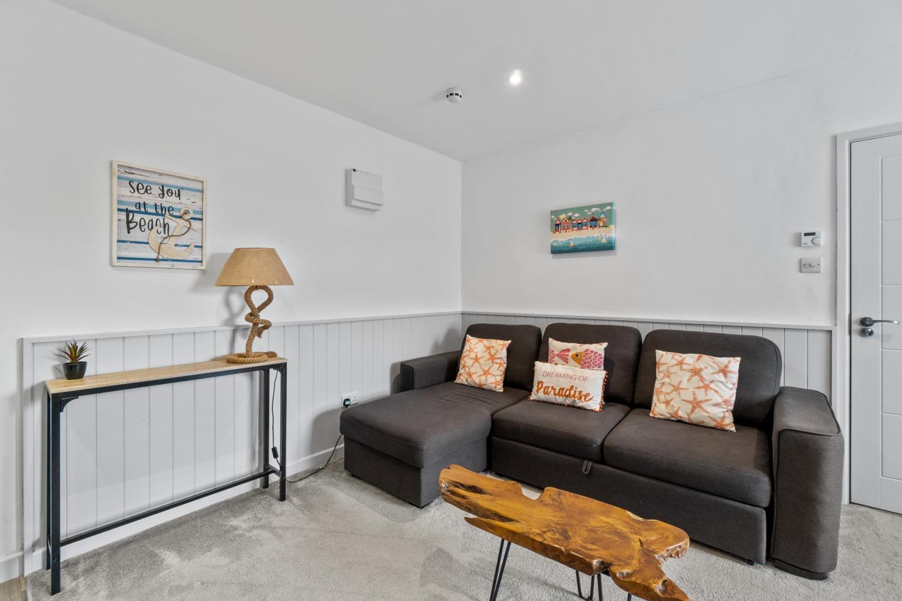 Anchors Away Apartment photo 2
