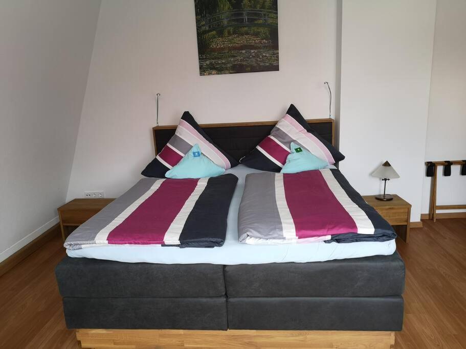 One-Bedroom Apartment - Photo 1