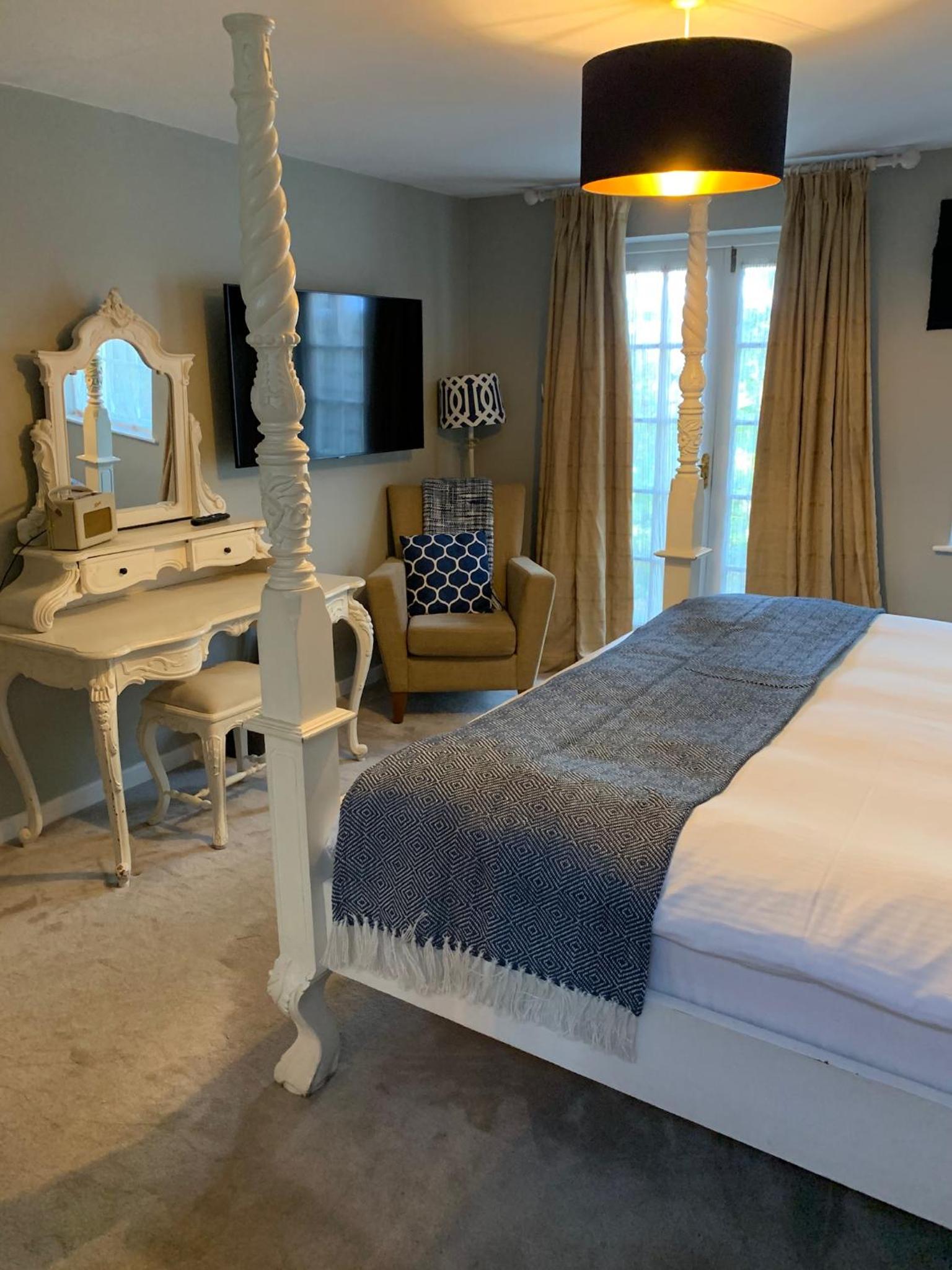 Superior Double Room - Elizabeth