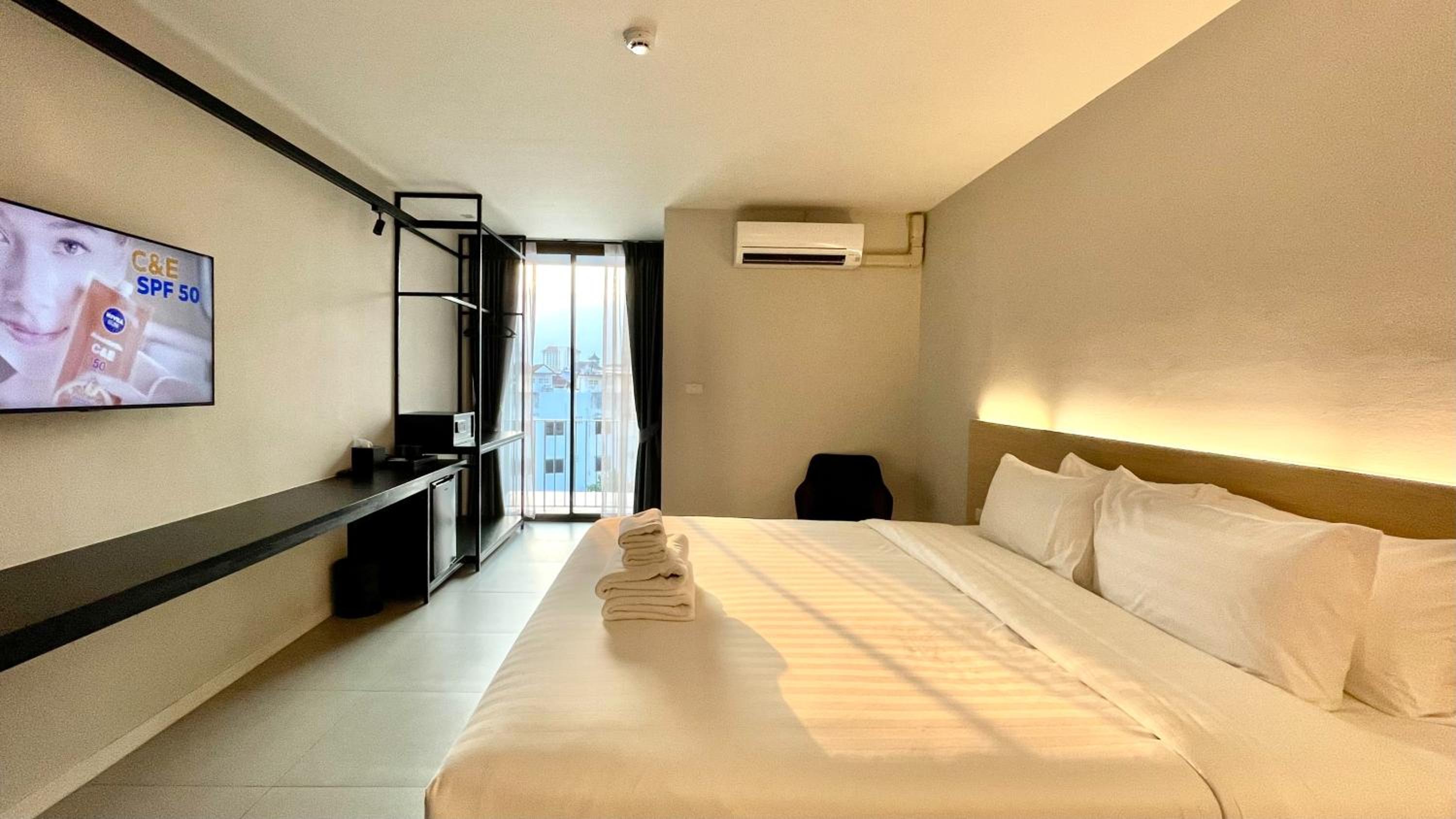 Standard Double Room - Photo 7