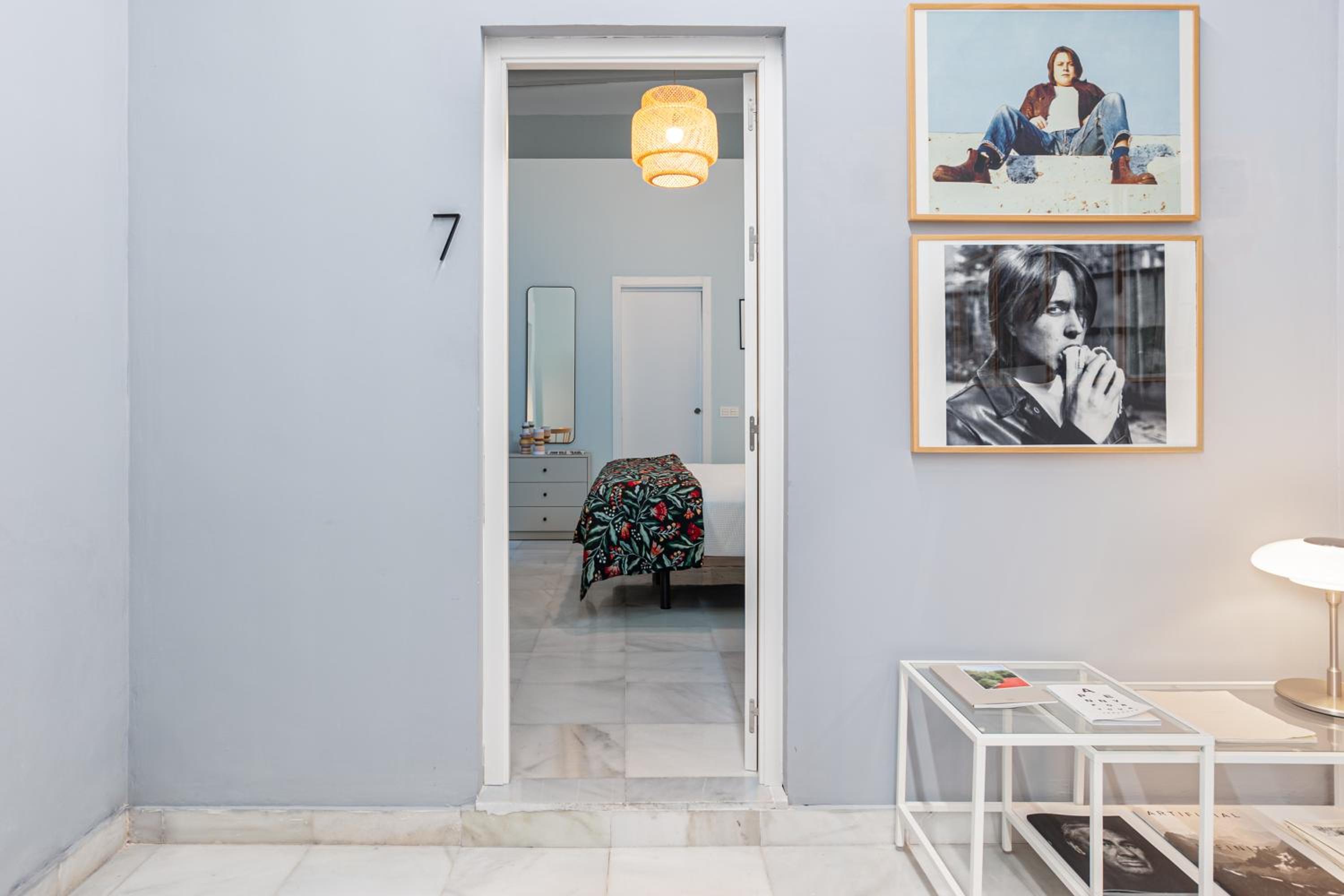 Deluxe King Room - Photo 6