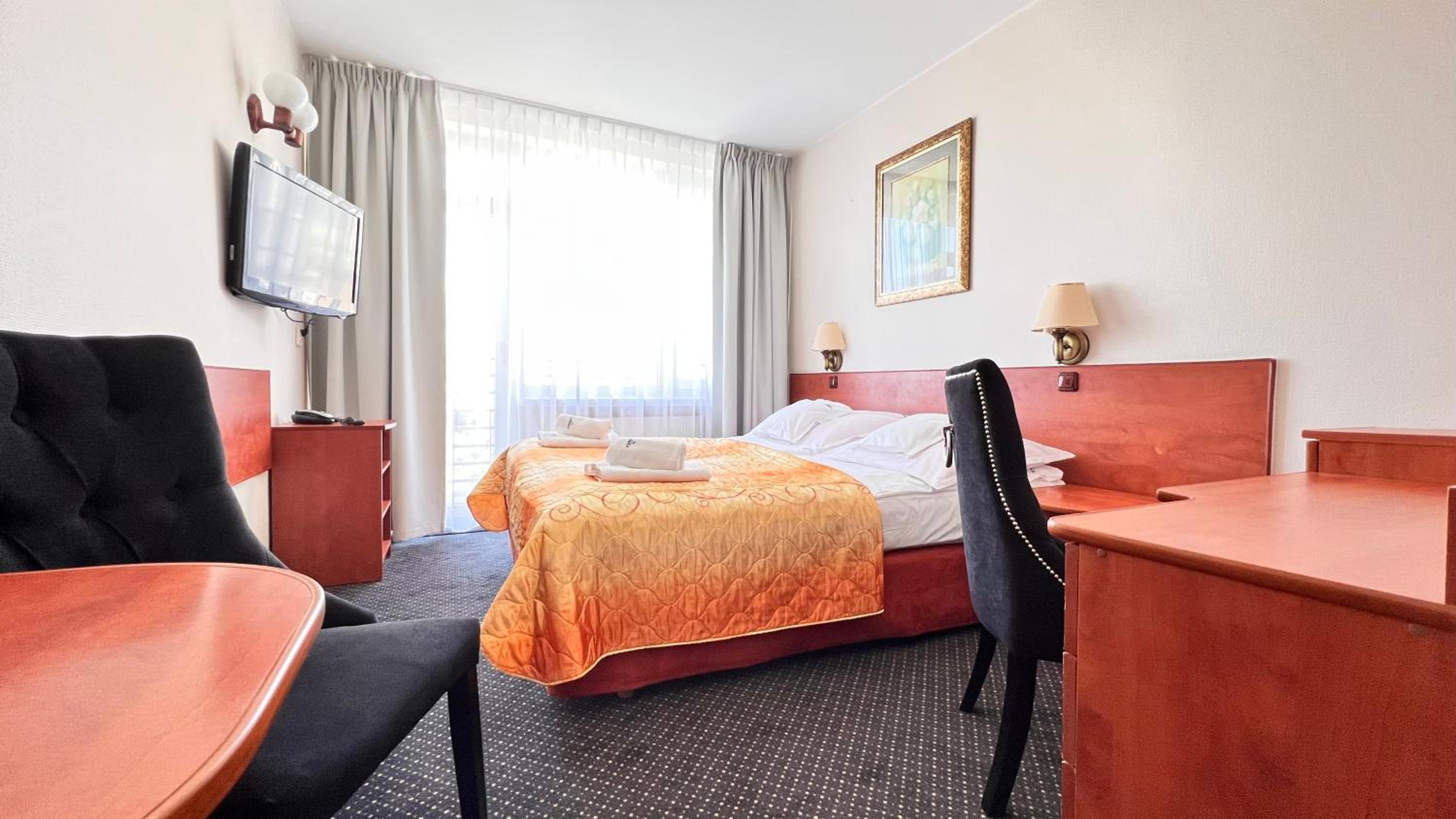 Double Room - Photo 1