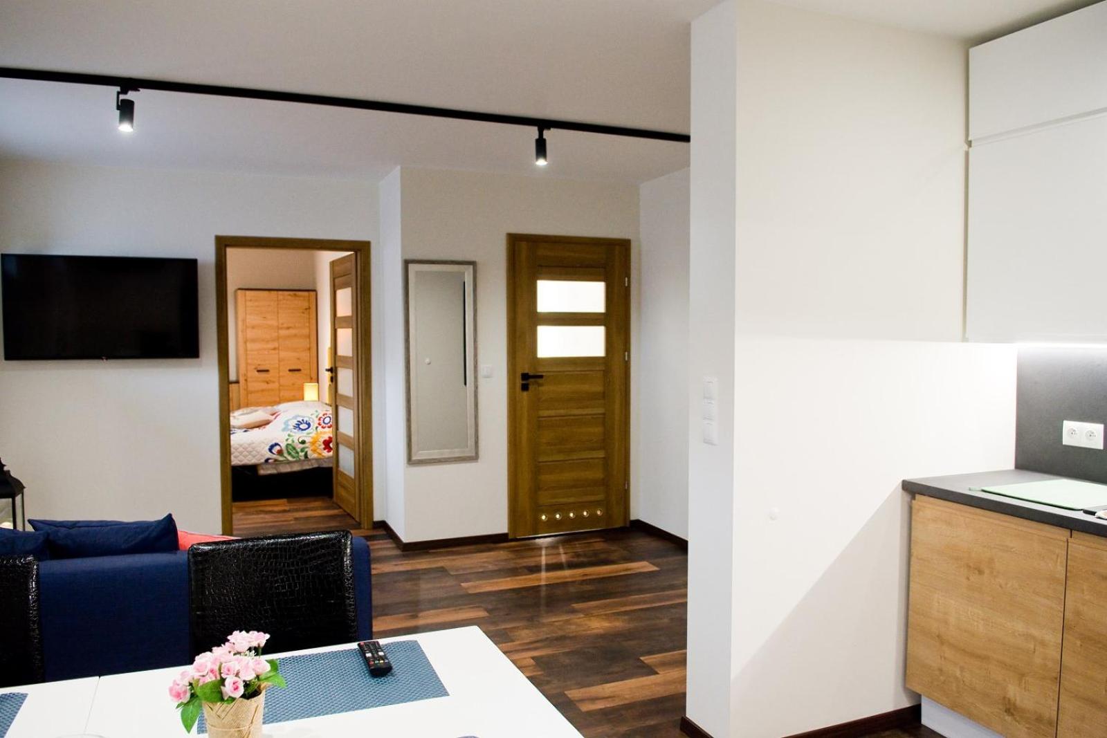 One-Bedroom Apartment photo 2