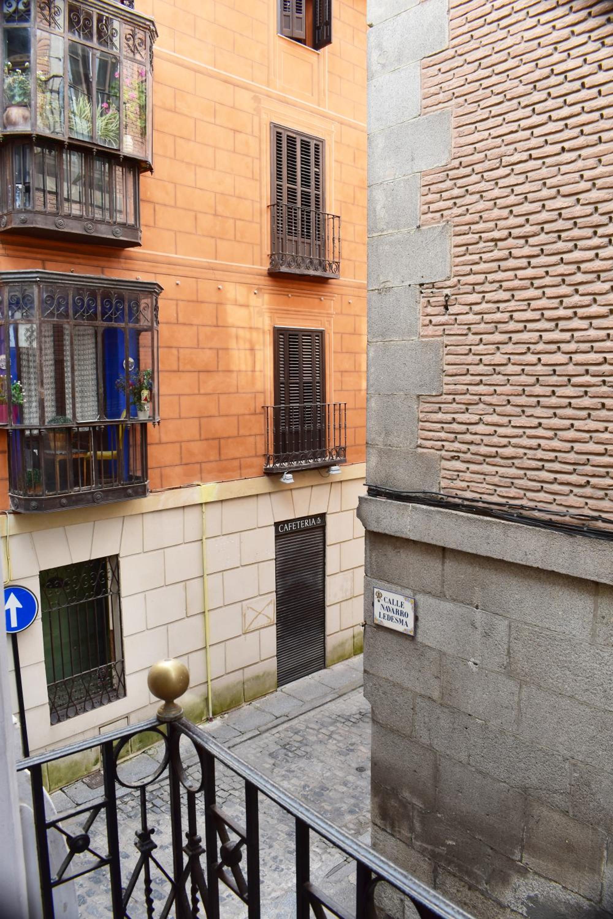 Single Room with Balcony photo 3