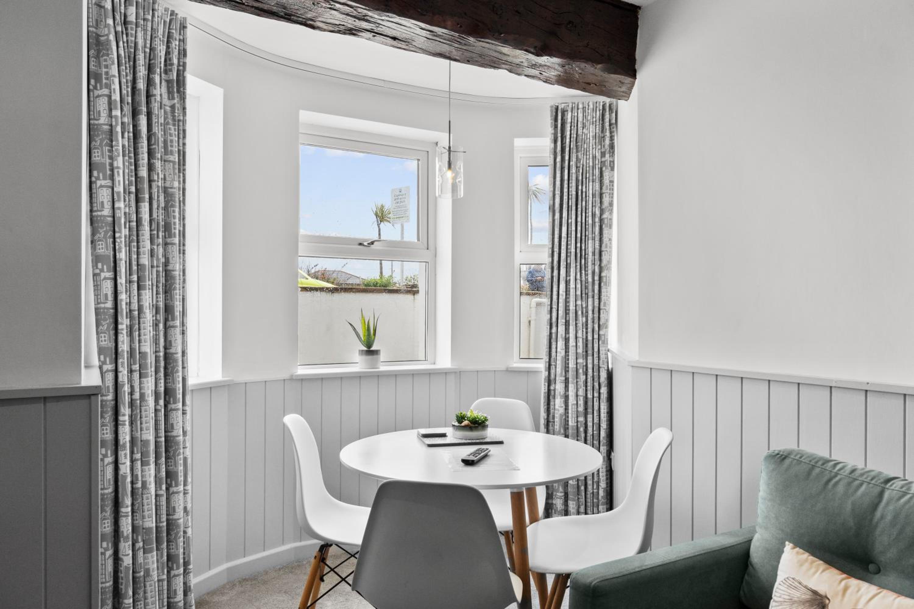 Crabby Cove Apartment - Photo 7