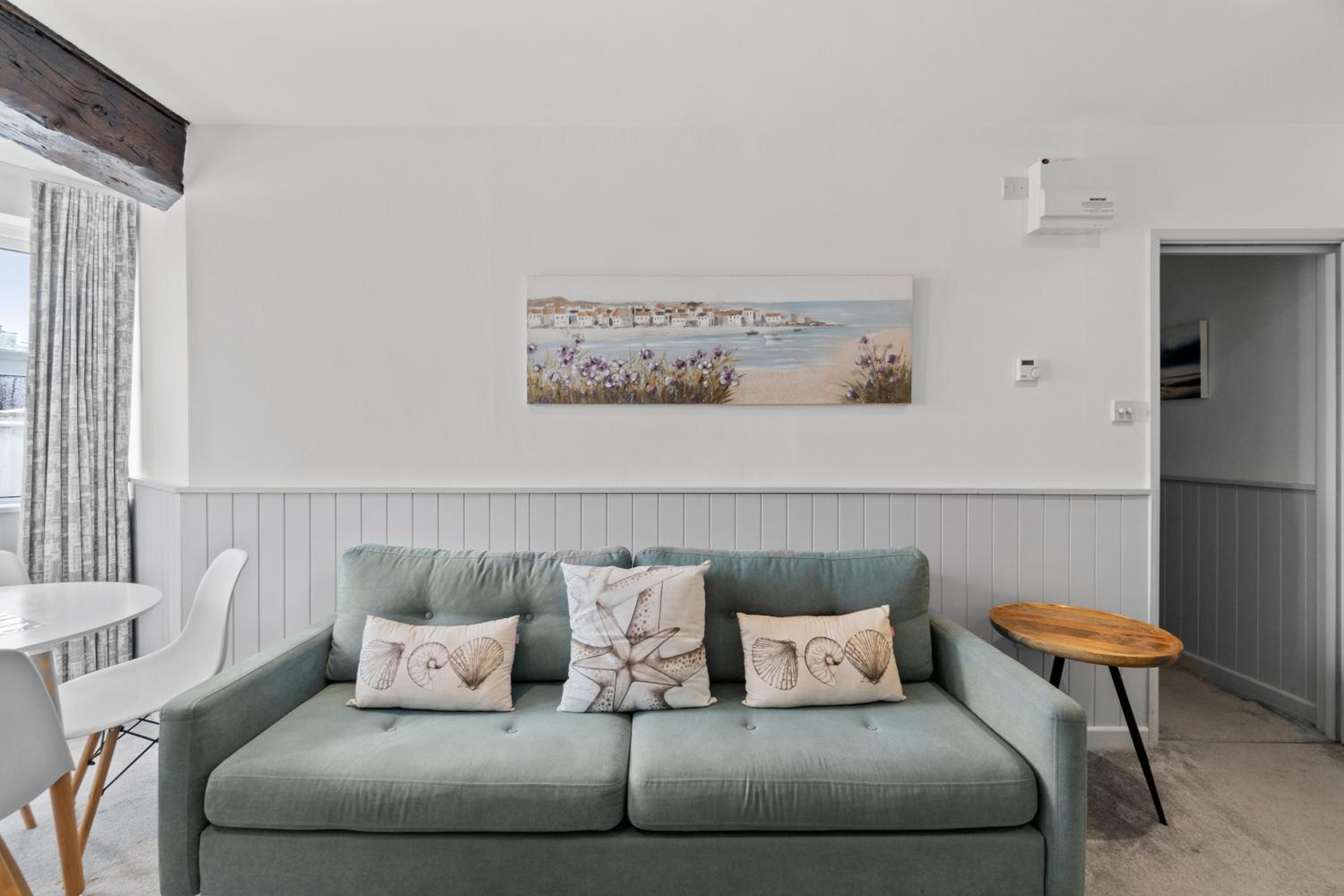 Crabby Cove Apartment - Photo 1