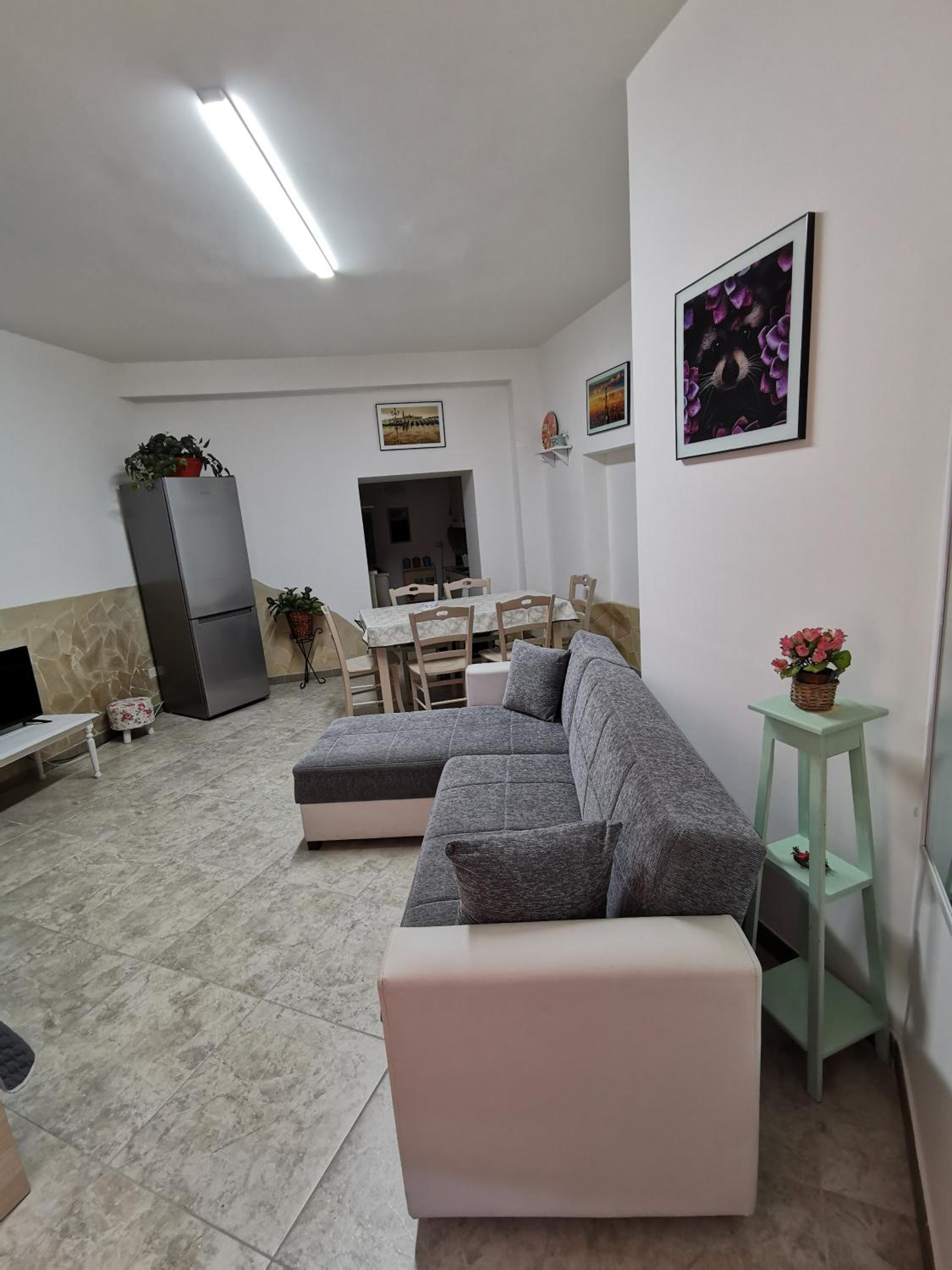 One-Bedroom House