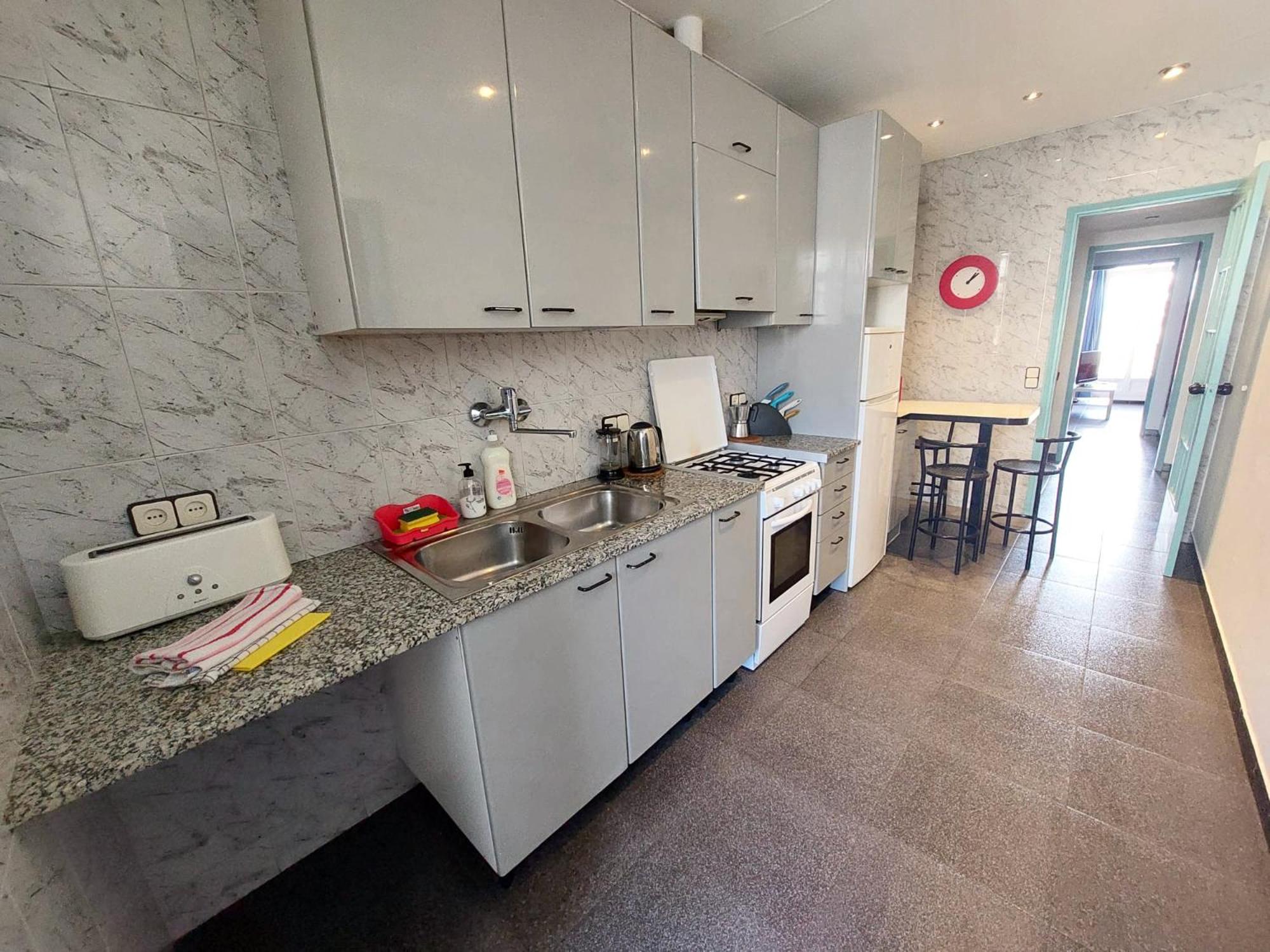 Two-Bedroom Apartment with View photo 2