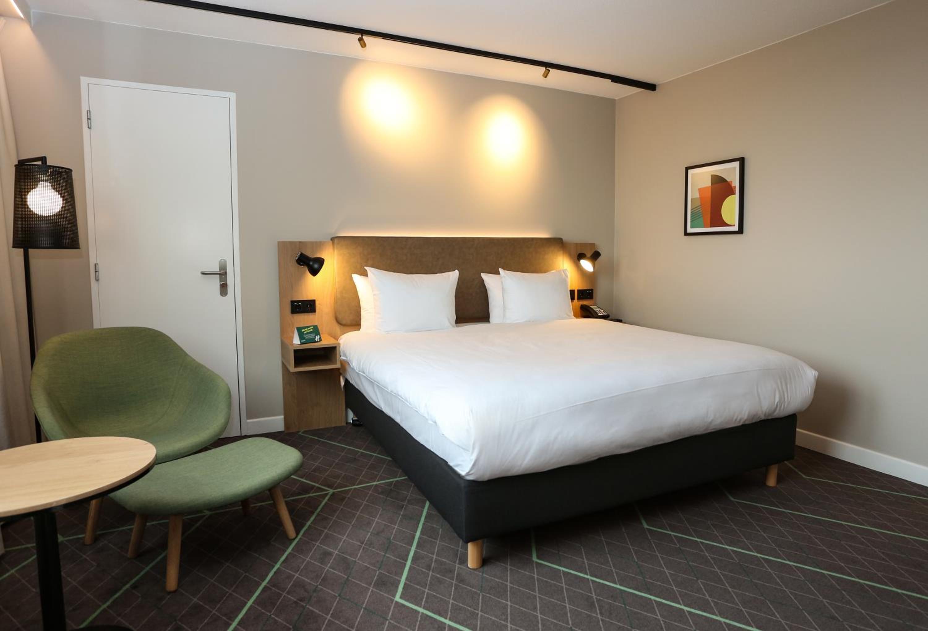 Standard Room photo 3