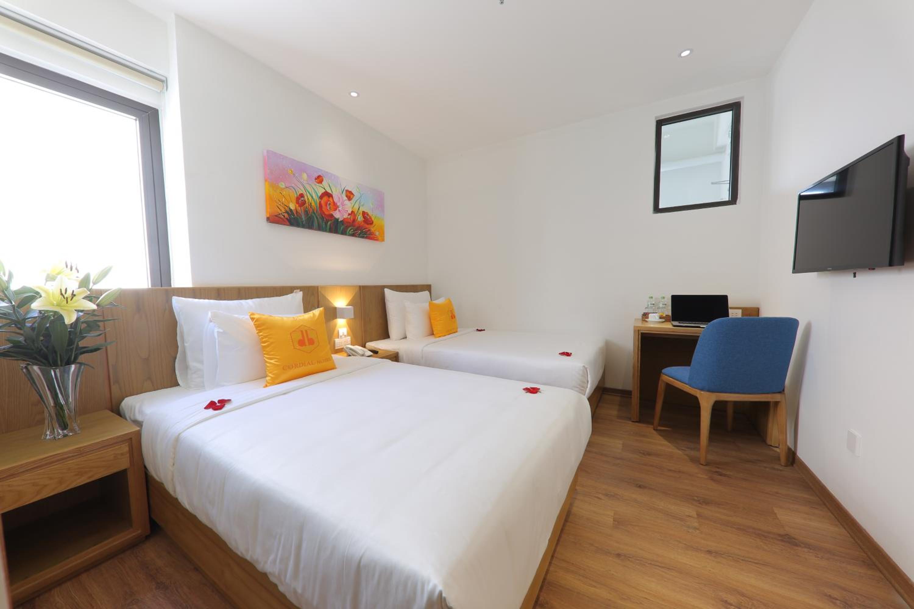 Superior Double or Twin Room - Photo 6