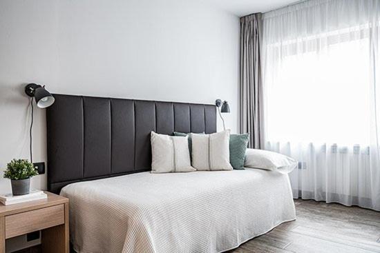 Double or Twin Room - Photo 7