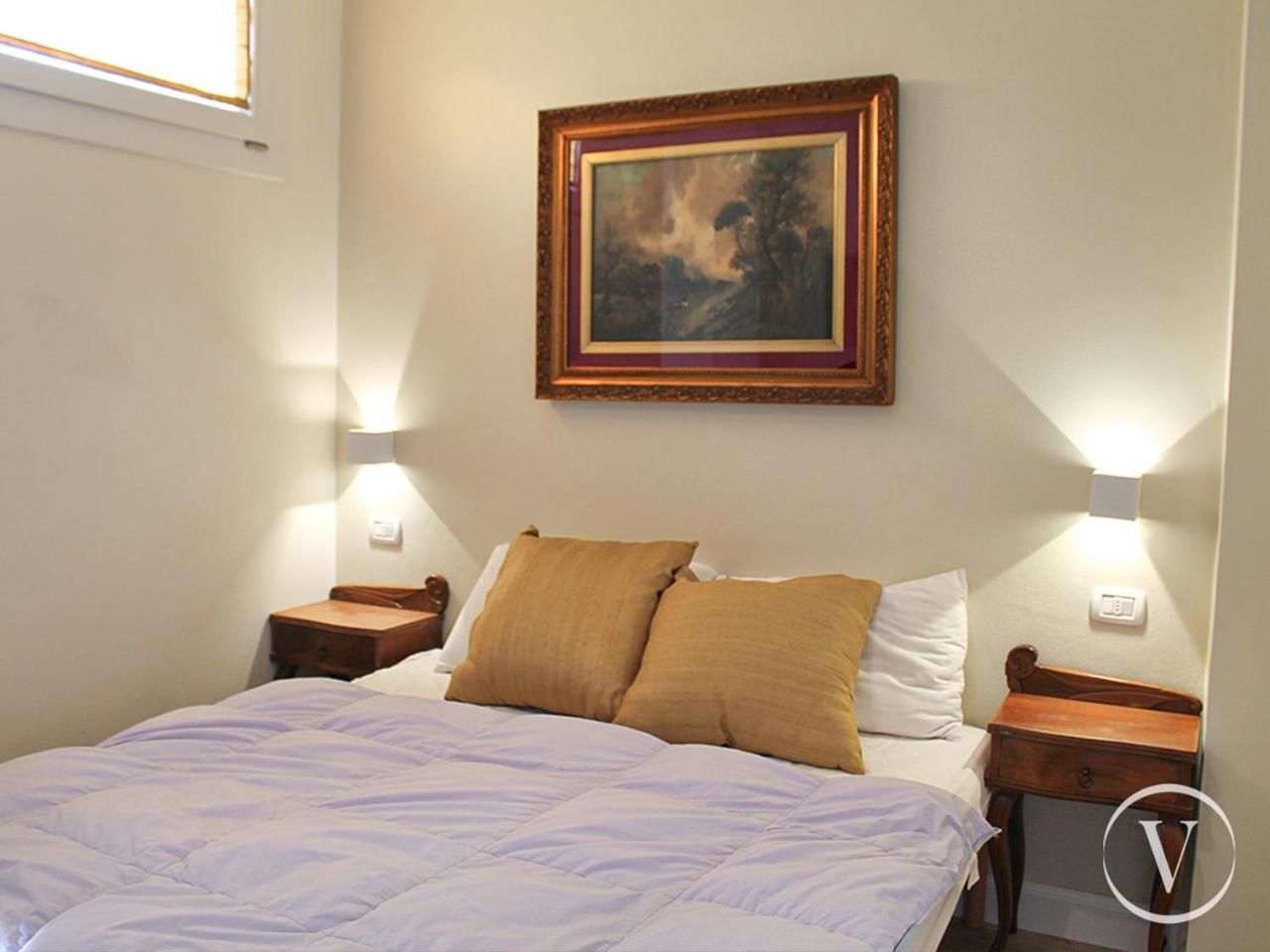 Three-Bedroom Apartment photo 2