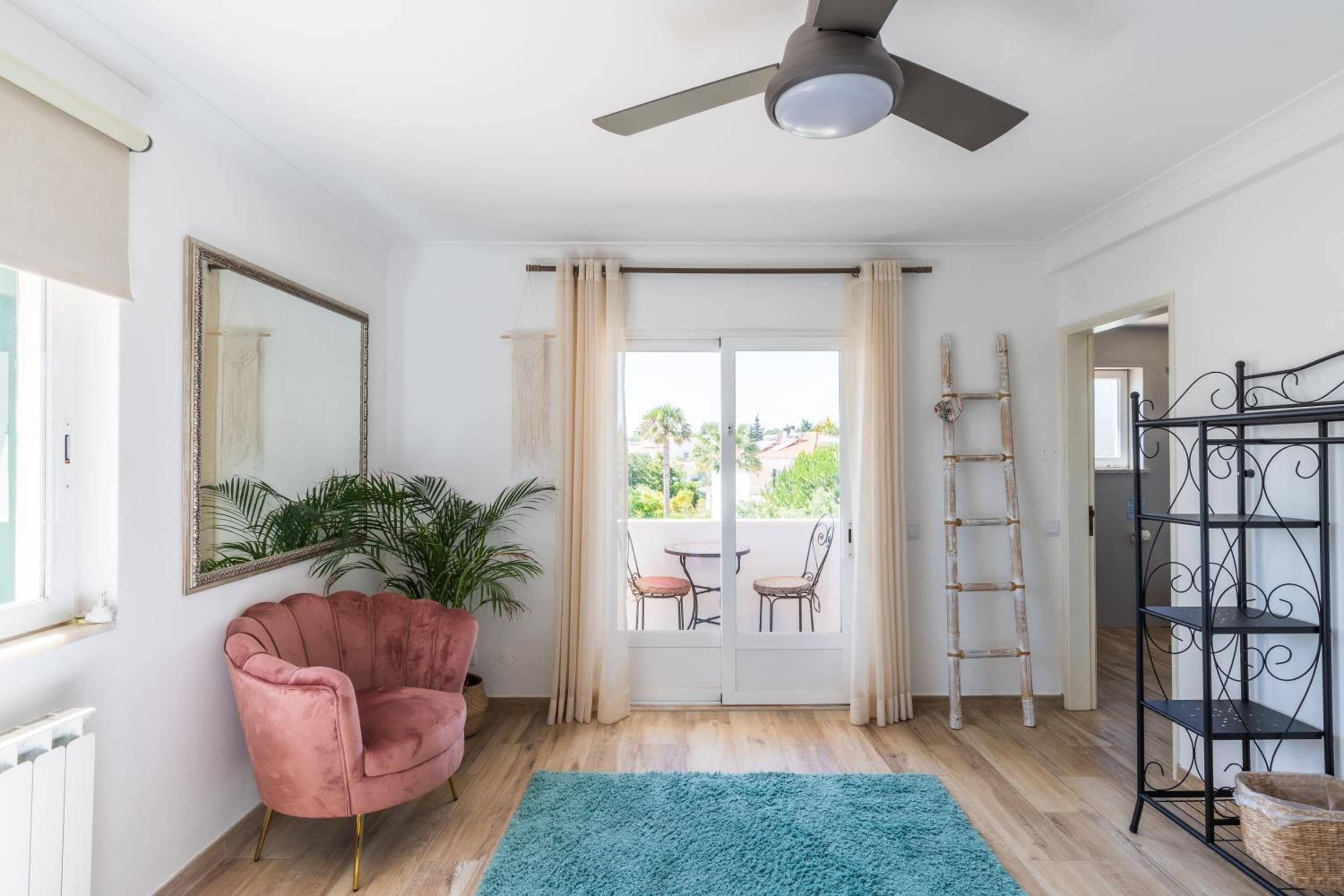 Double or Twin Room with Balcony photo 3