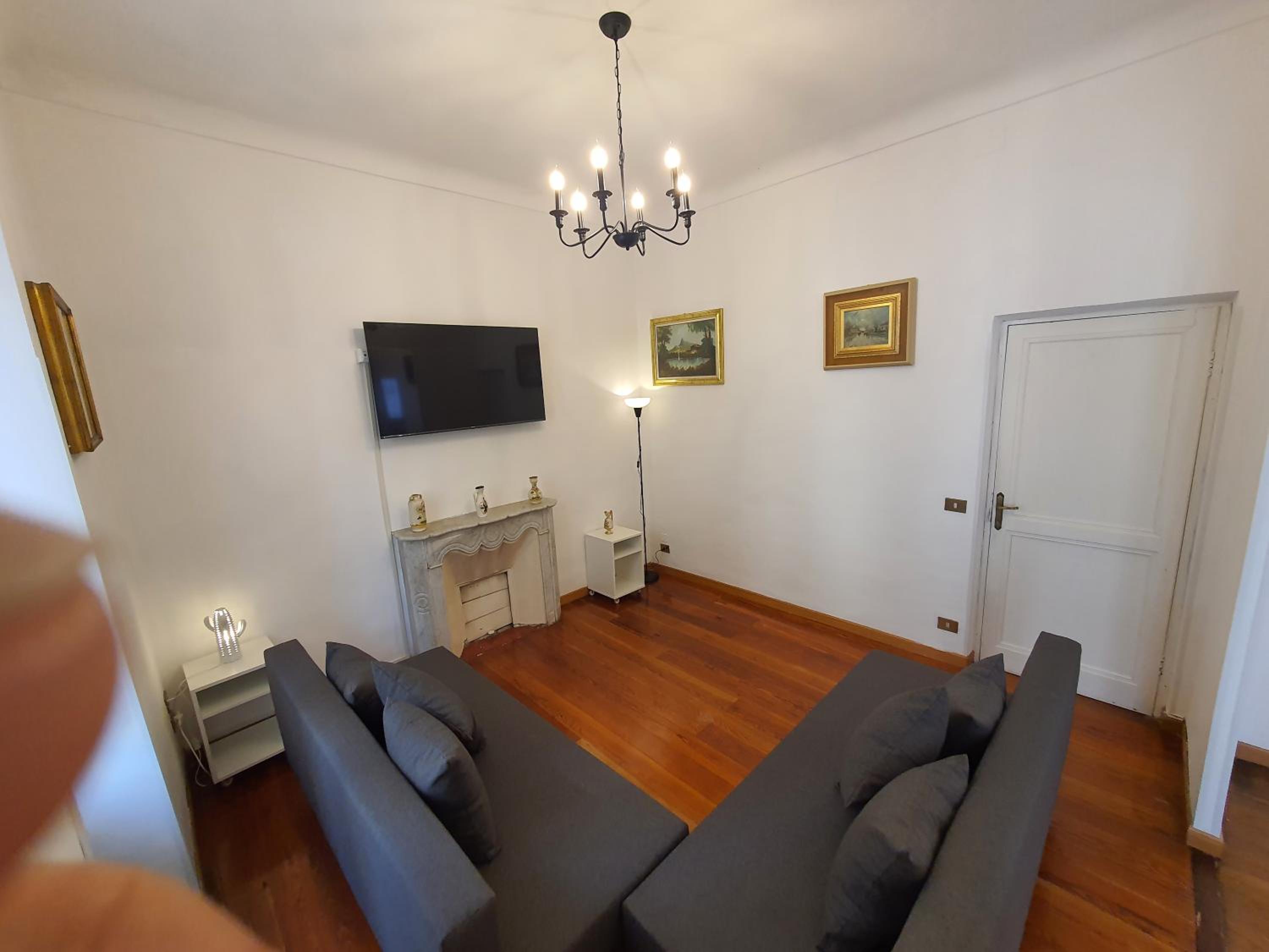 Three-Bedroom Villa - Photo 9