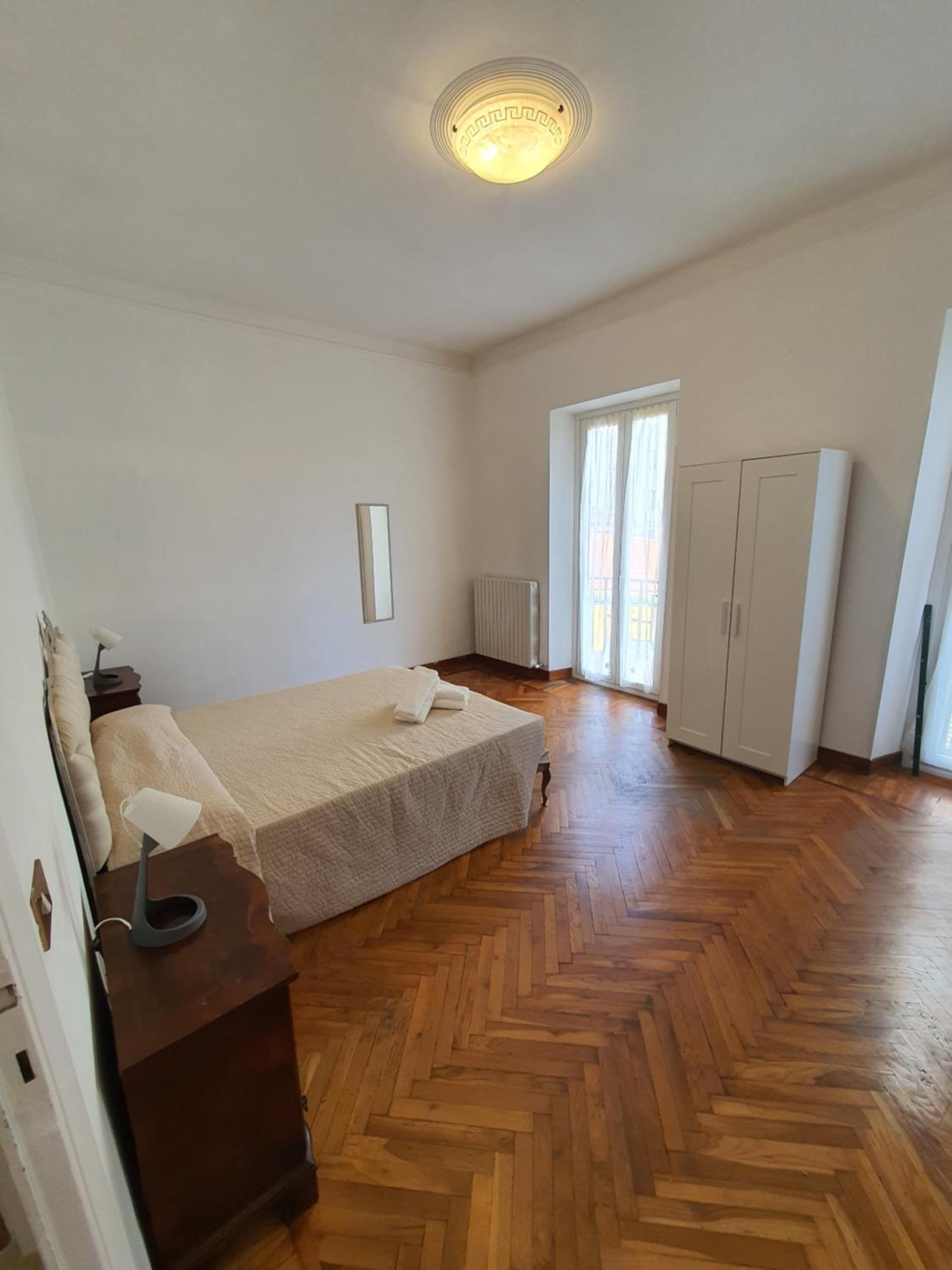 Three-Bedroom Villa - Photo 4