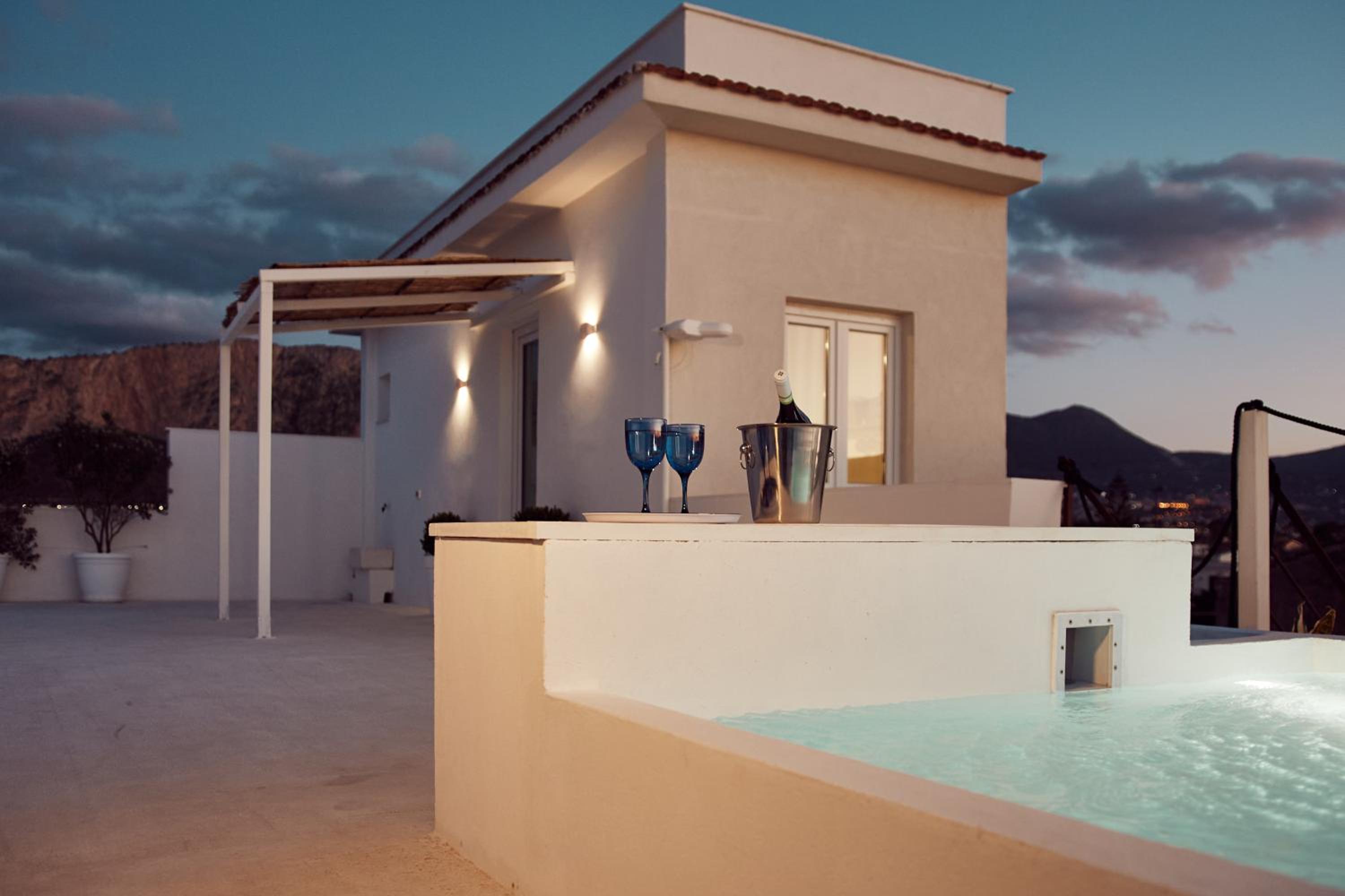 Junior Suite with Private Pool photo 2