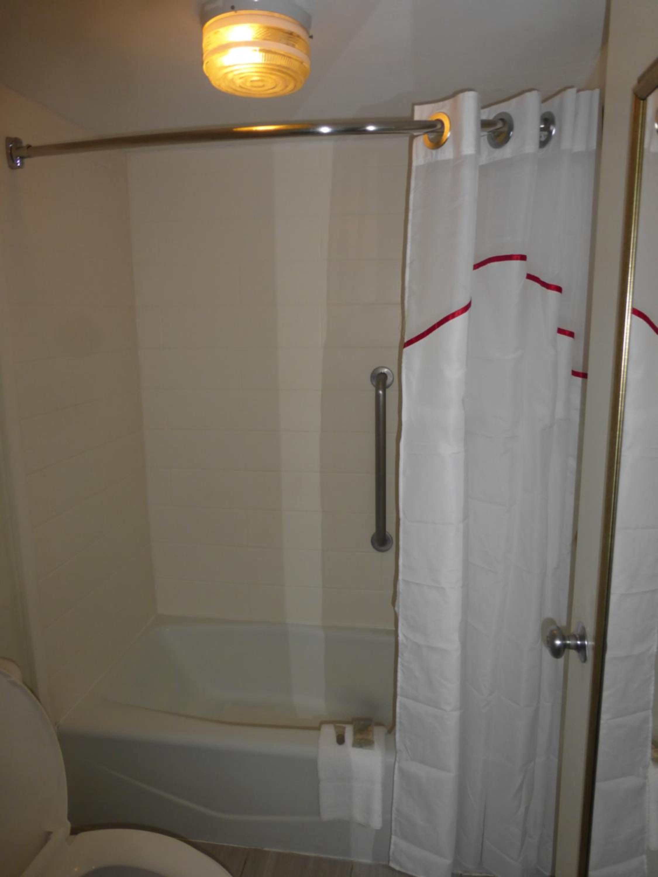 Deluxe Room with Two Queen Beds Non-Smoking - Photo 2