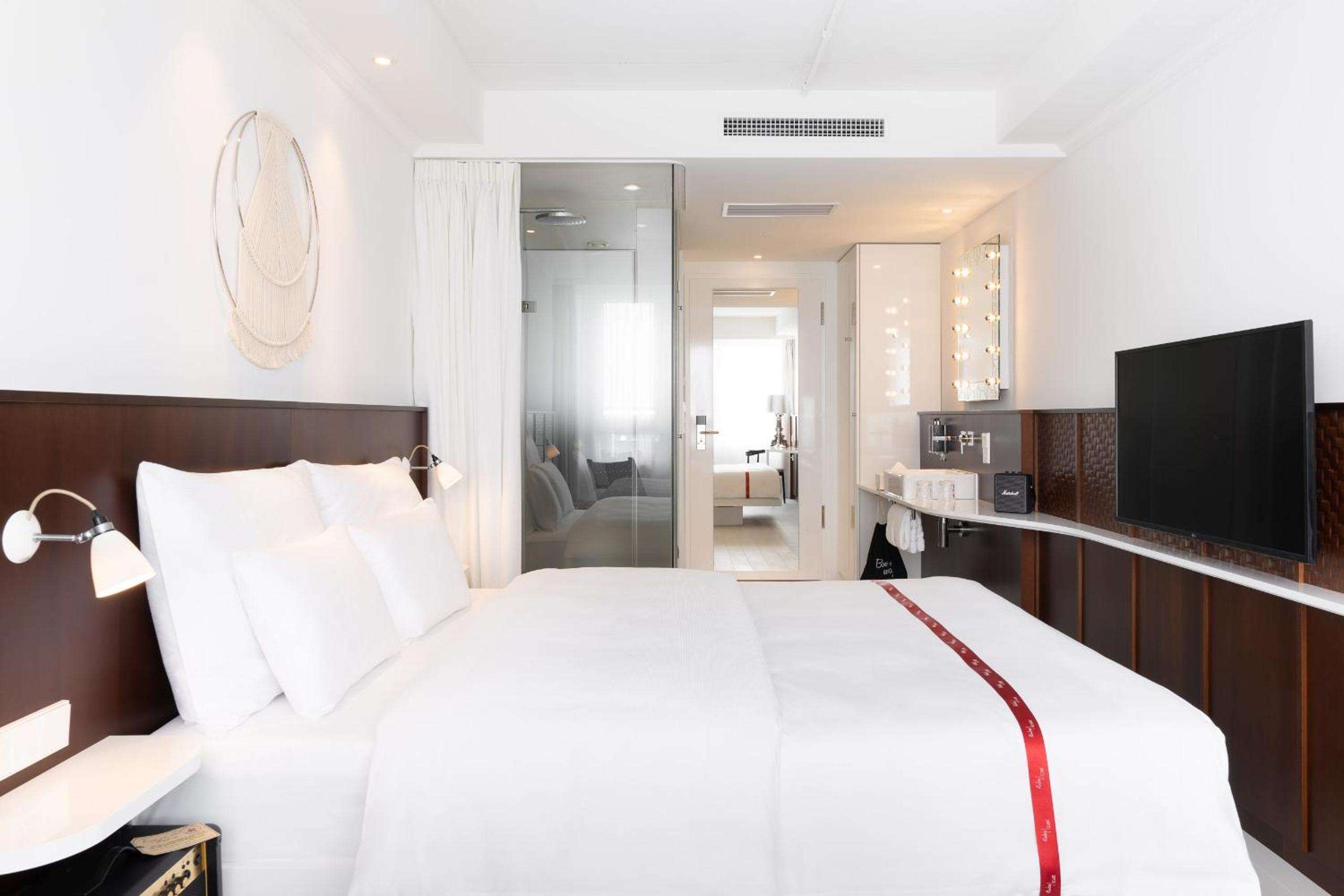 Lovely Room - Photo 1