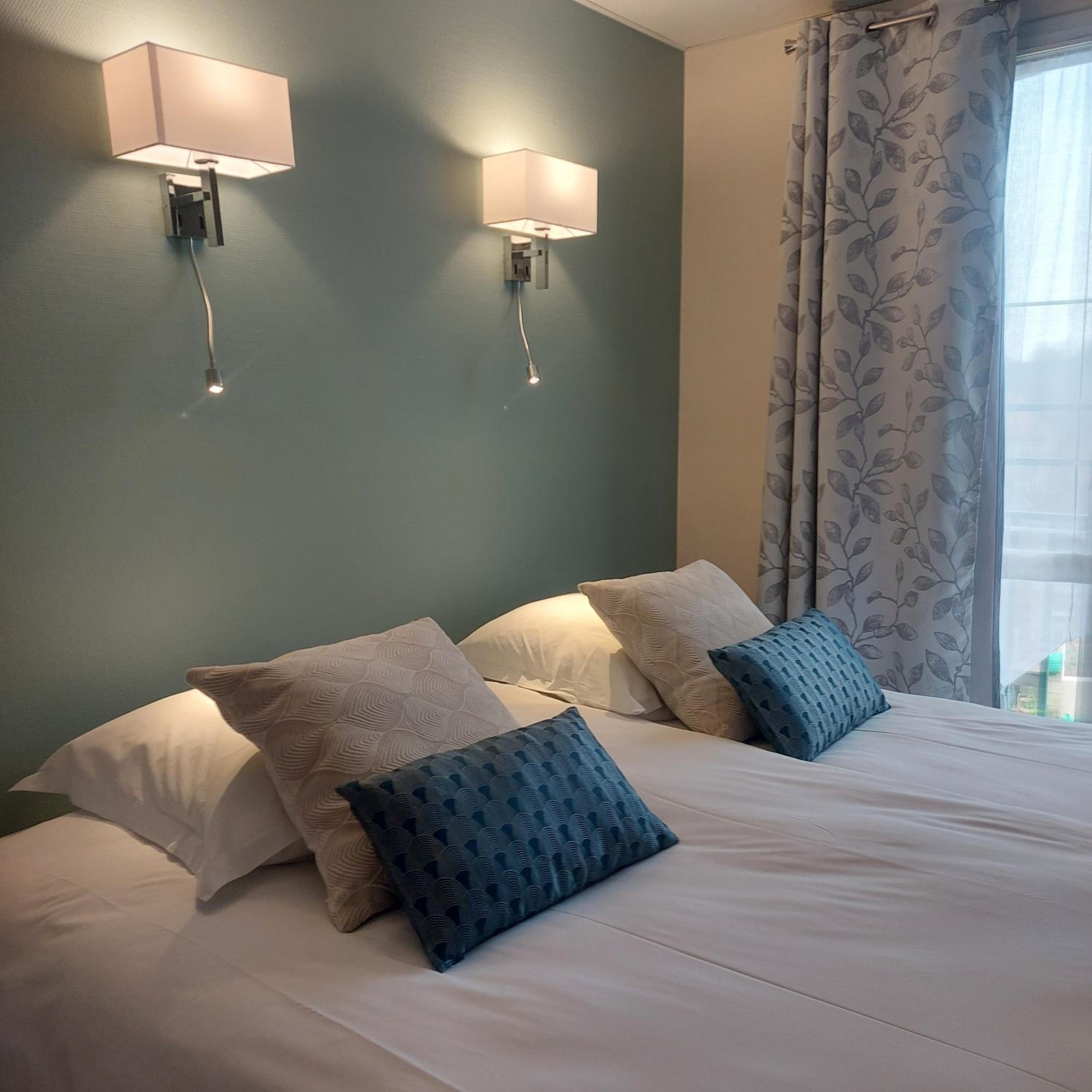 Standard Double Room photo 3