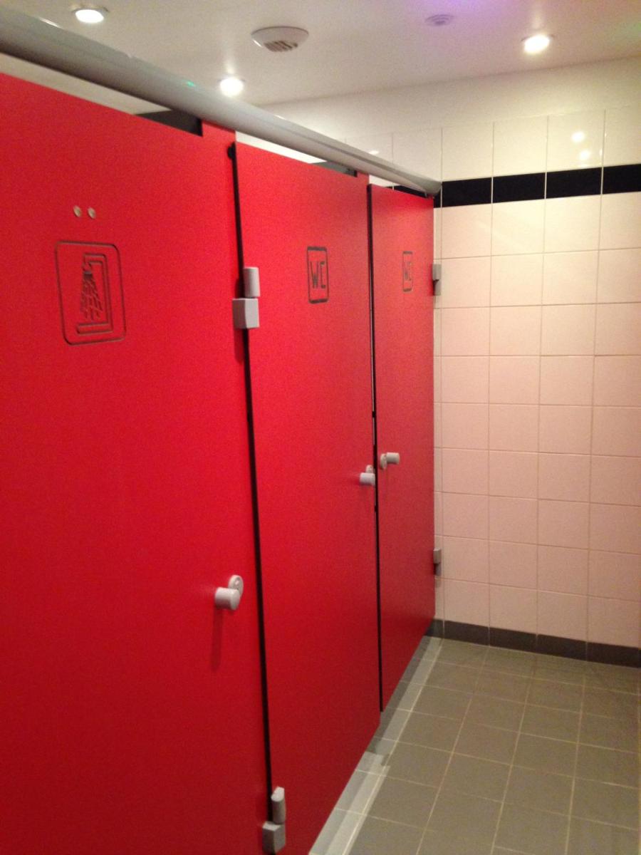Economy Single Room with Shared Bathroom photo 2