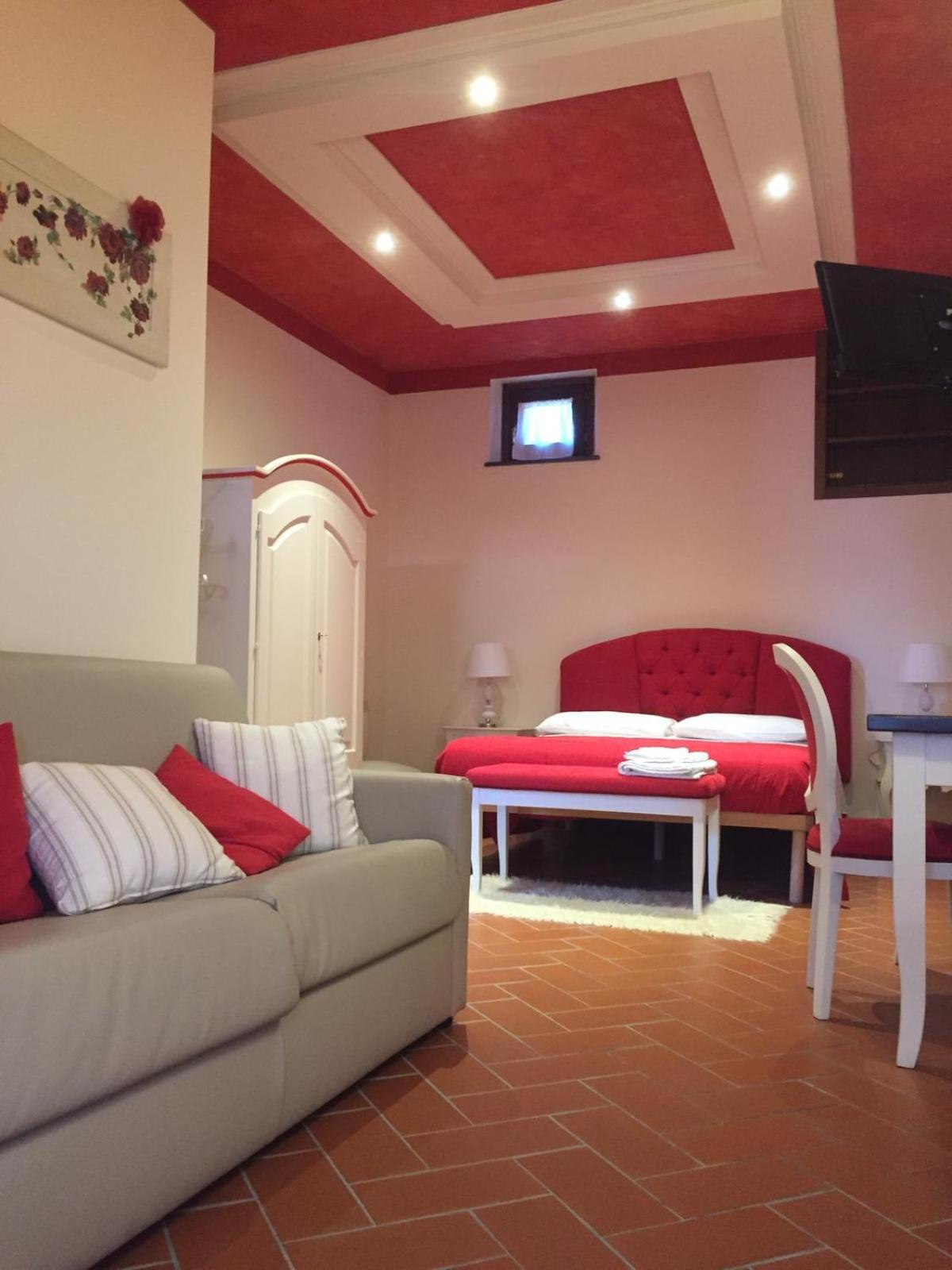 Double Room with Private Bathroom photo 1