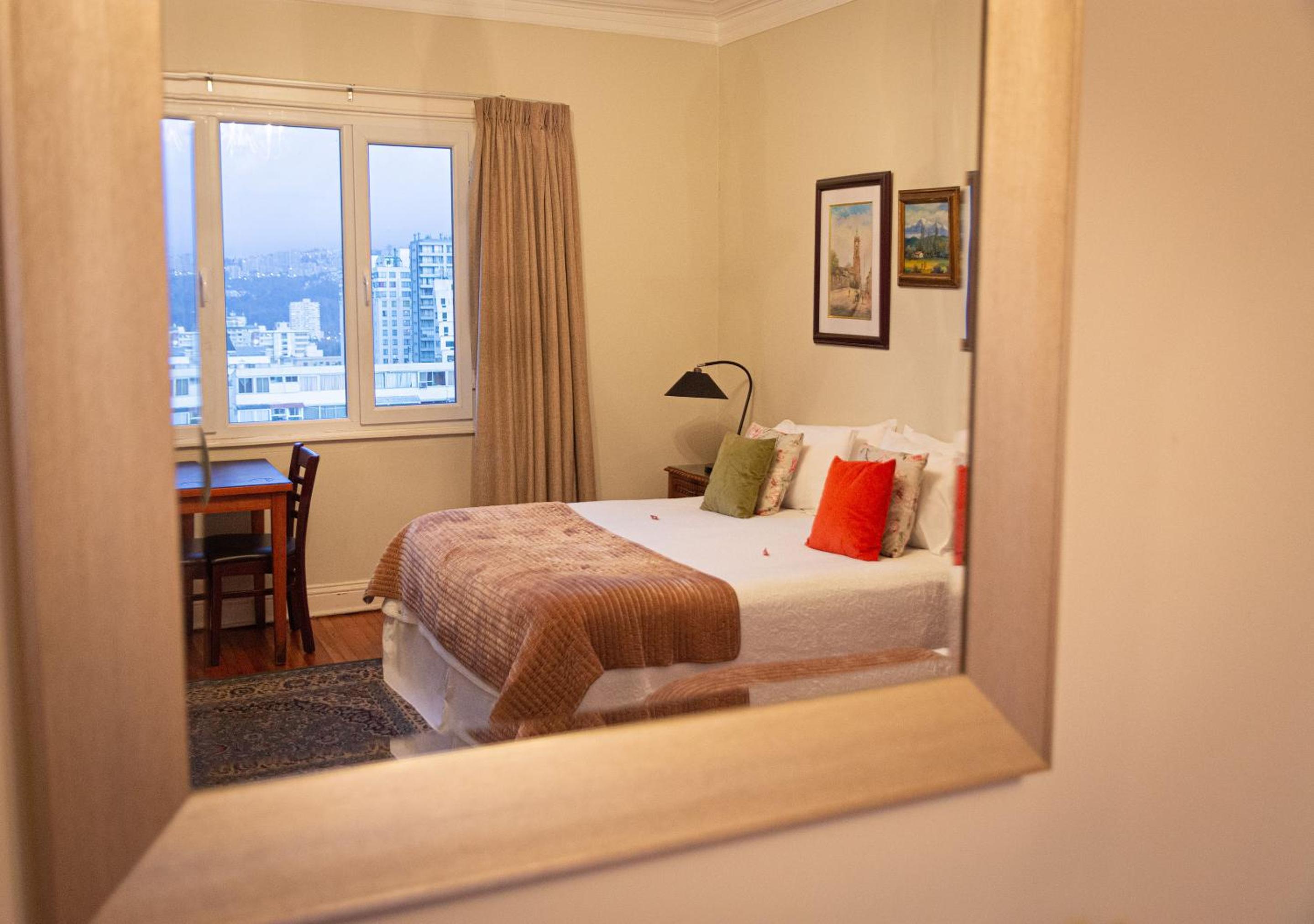 Deluxe Double or Twin Room photo 2