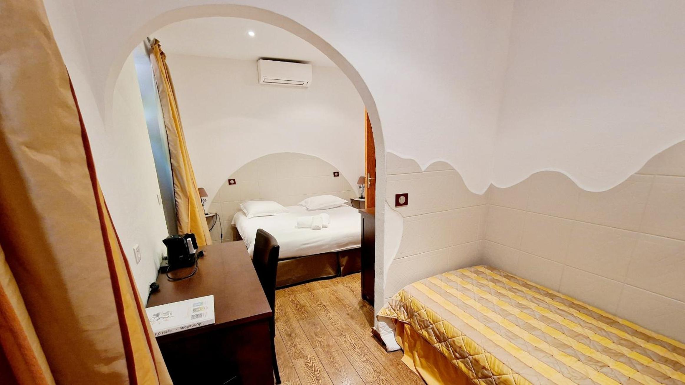 Economy Double Room