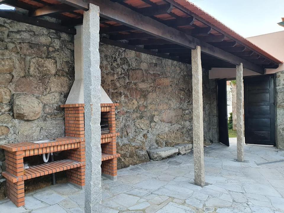 Five-Bedroom House - Photo 10