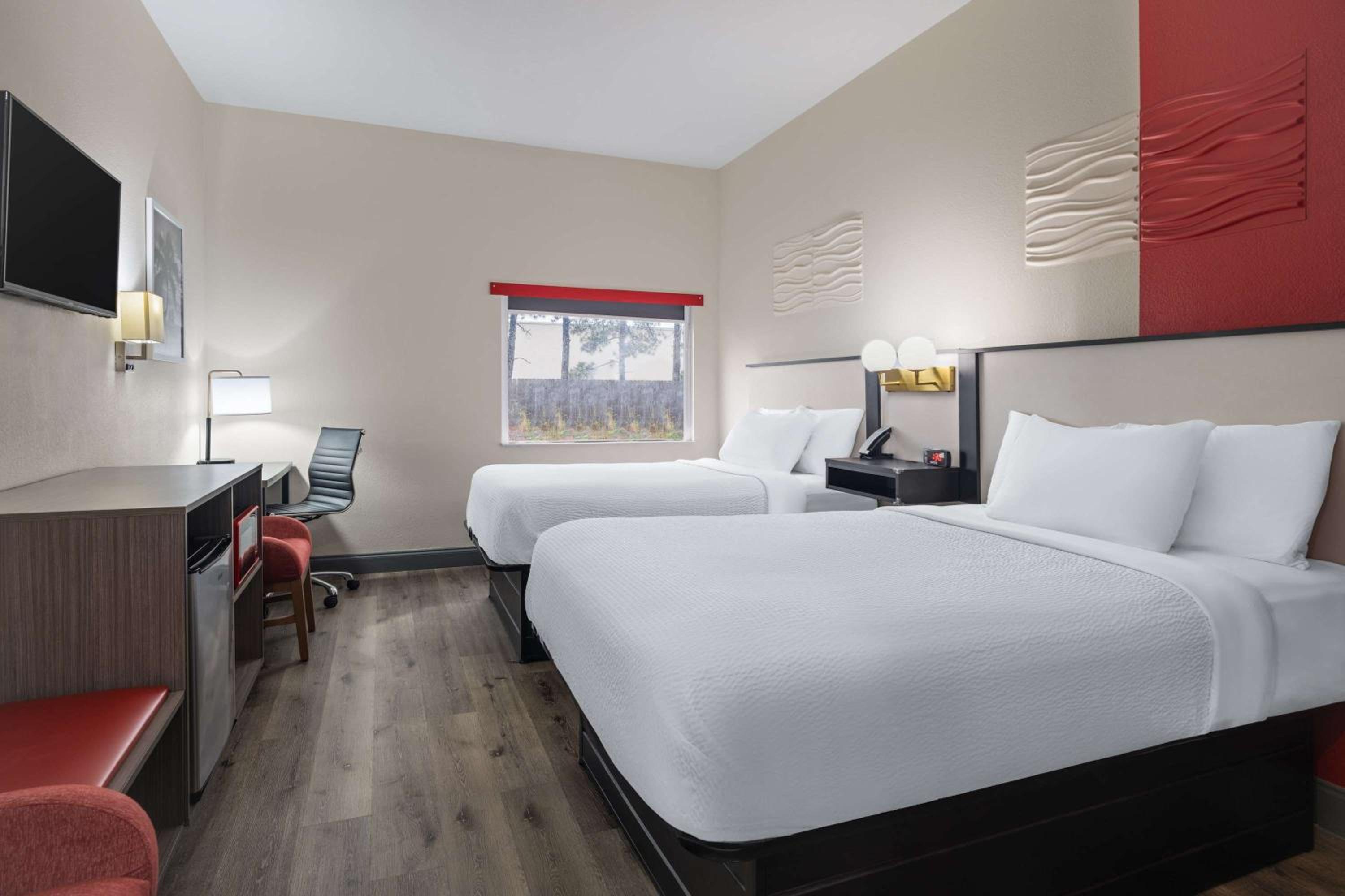 Double Room with Two Double Beds - Non-Smoking