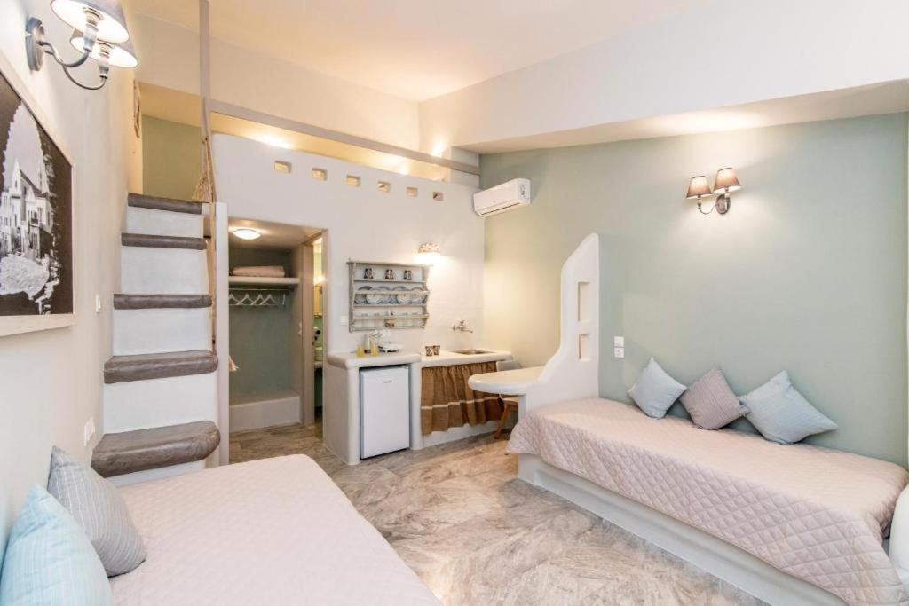 Deluxe Double Room with Sea View photo 2
