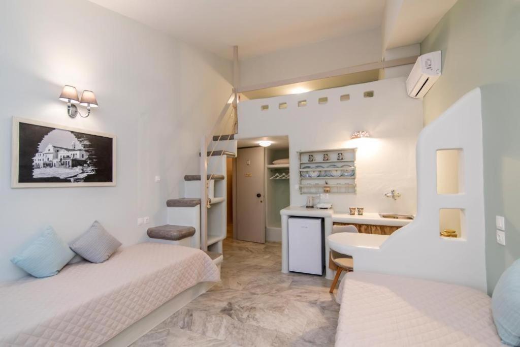 Deluxe Double Room with Sea View photo 3