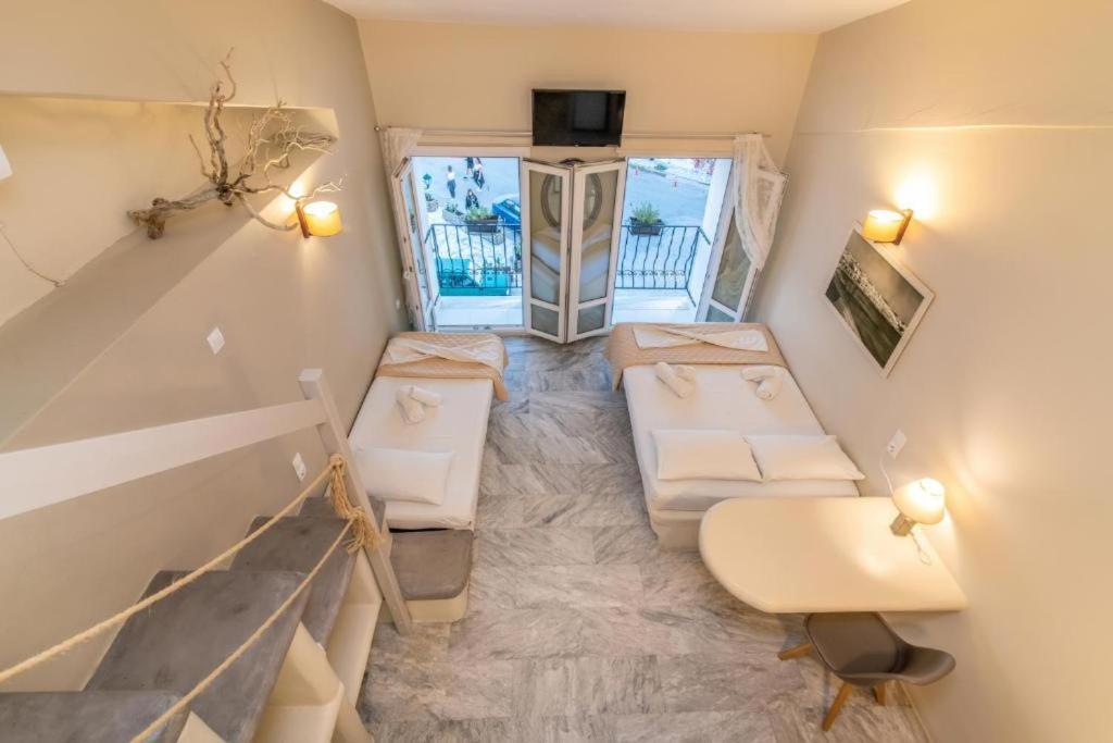 Deluxe Double Room with Sea View photo 3