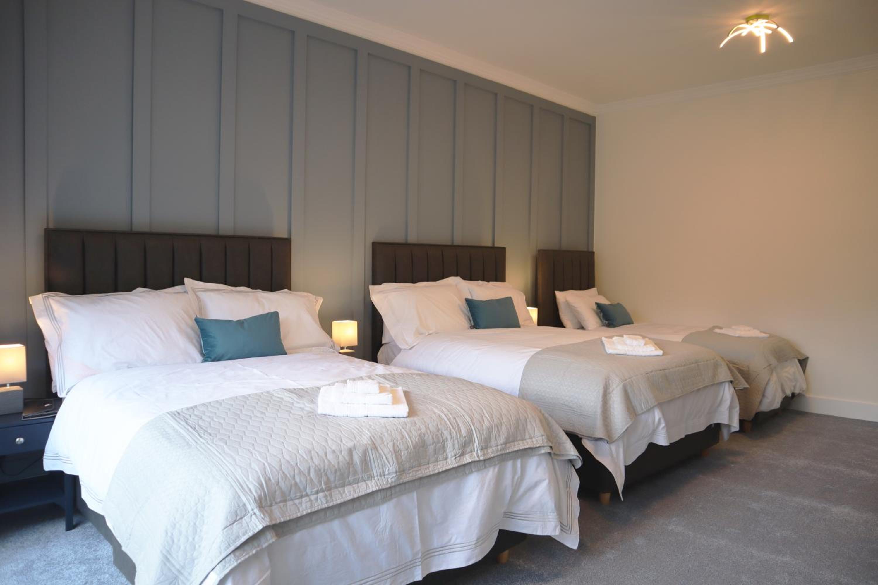 Deluxe Double or Twin Room photo 3
