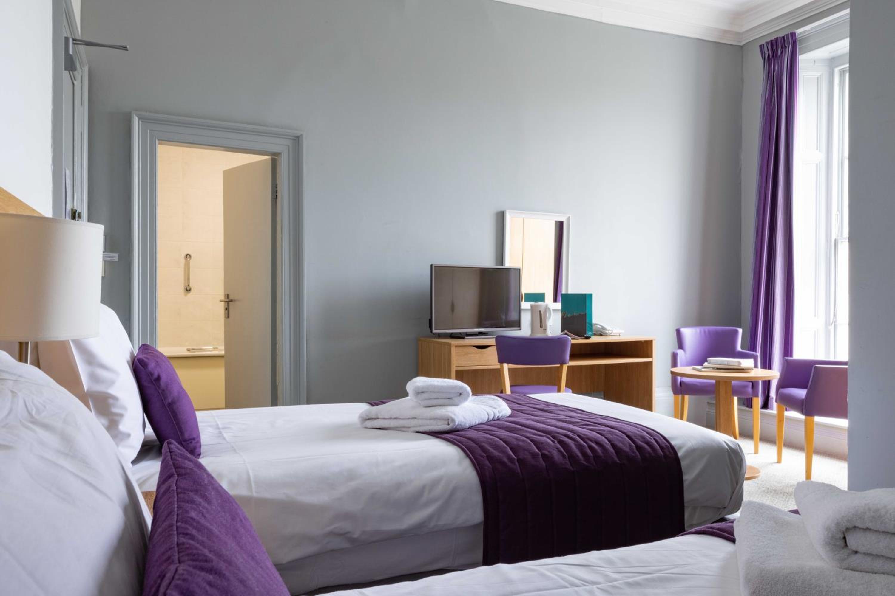Standard Twin Room photo 1