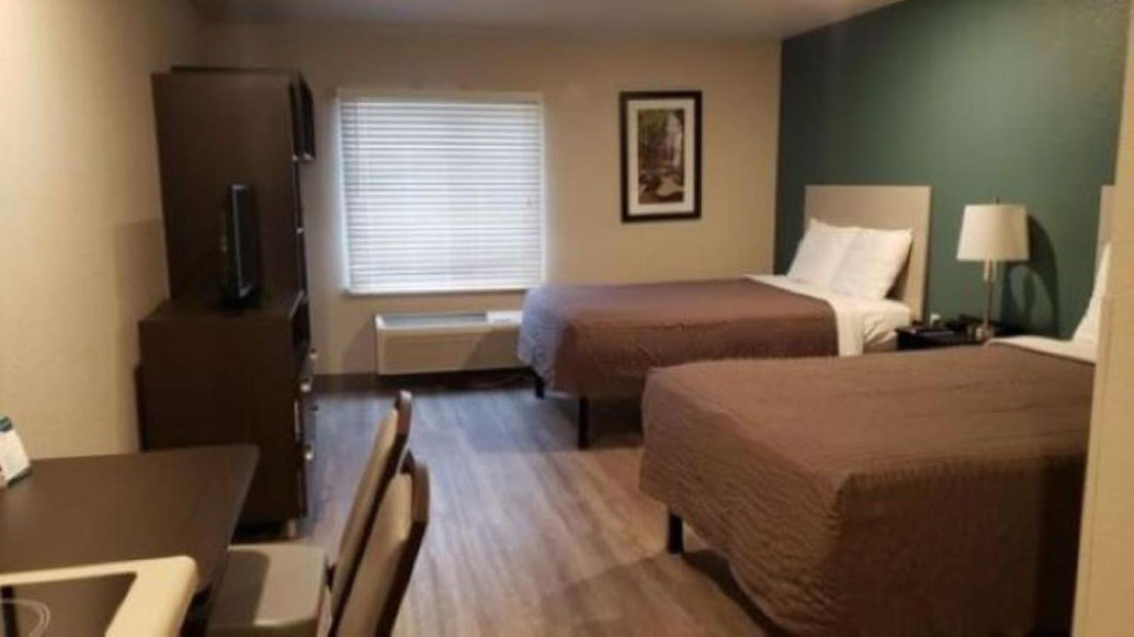 Double Room with Two Double Beds - Non-Smoking