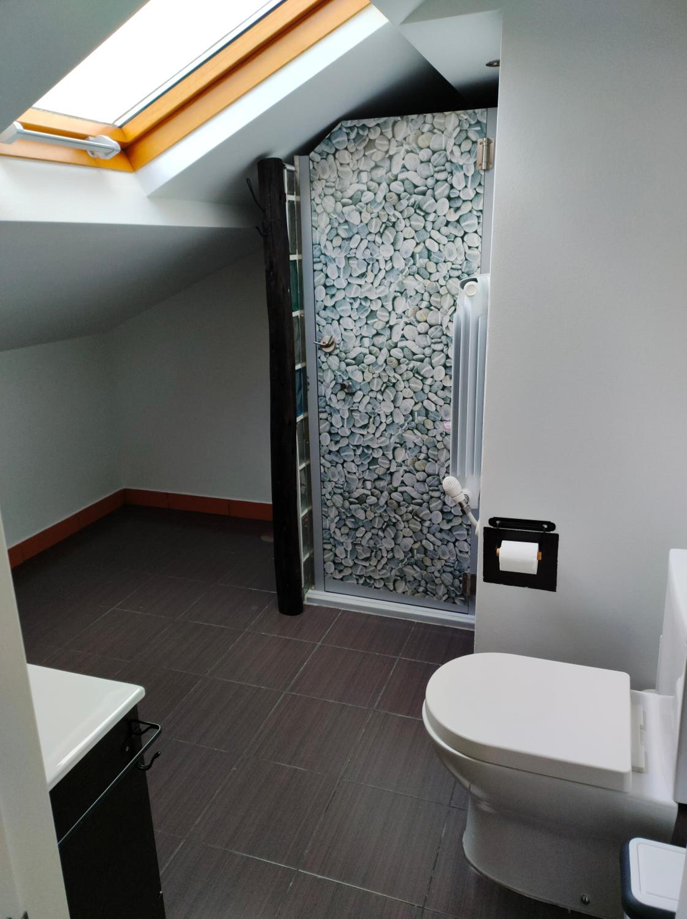 Three-Bedroom Townhouse - Photo 26