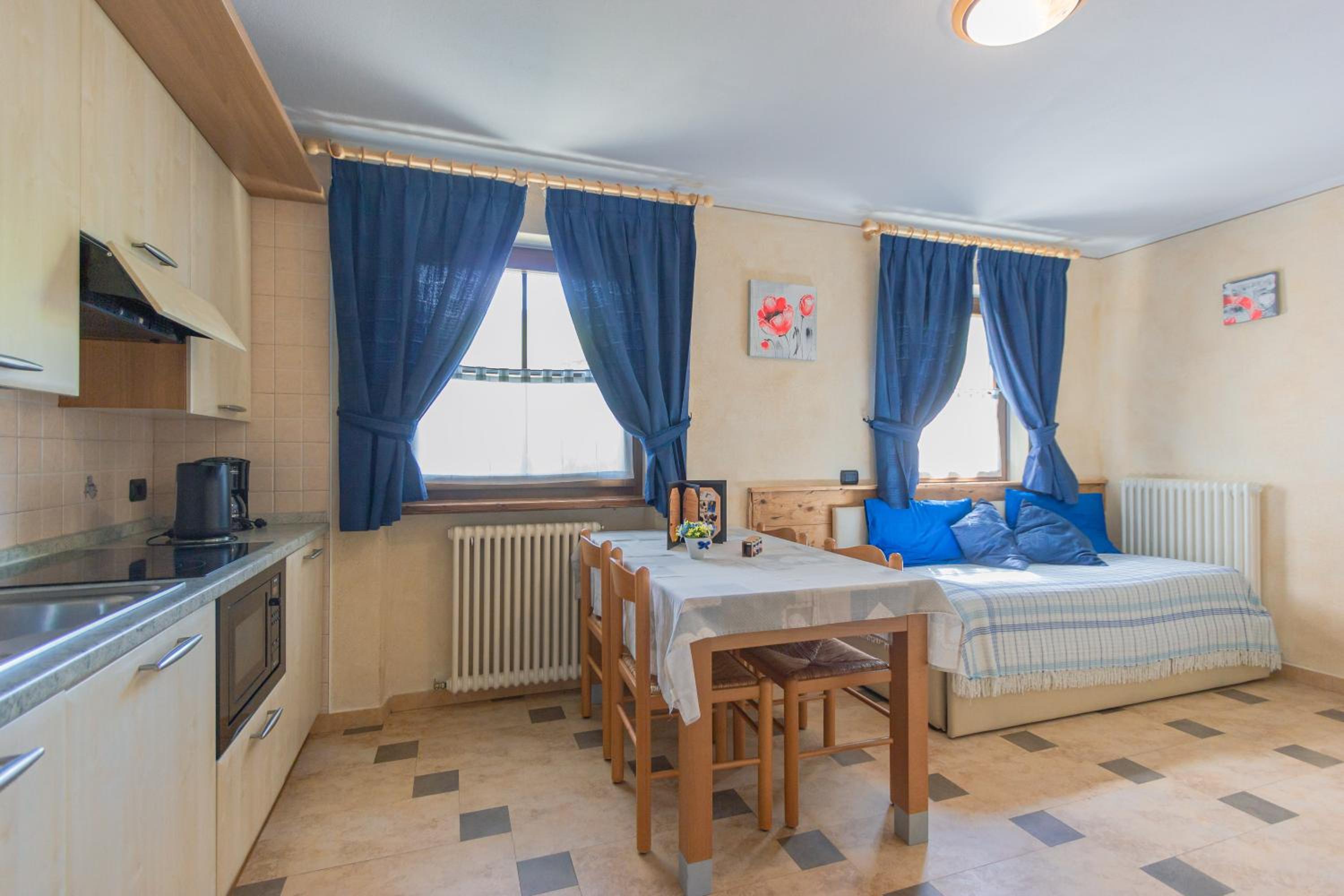 One-Bedroom Apartment