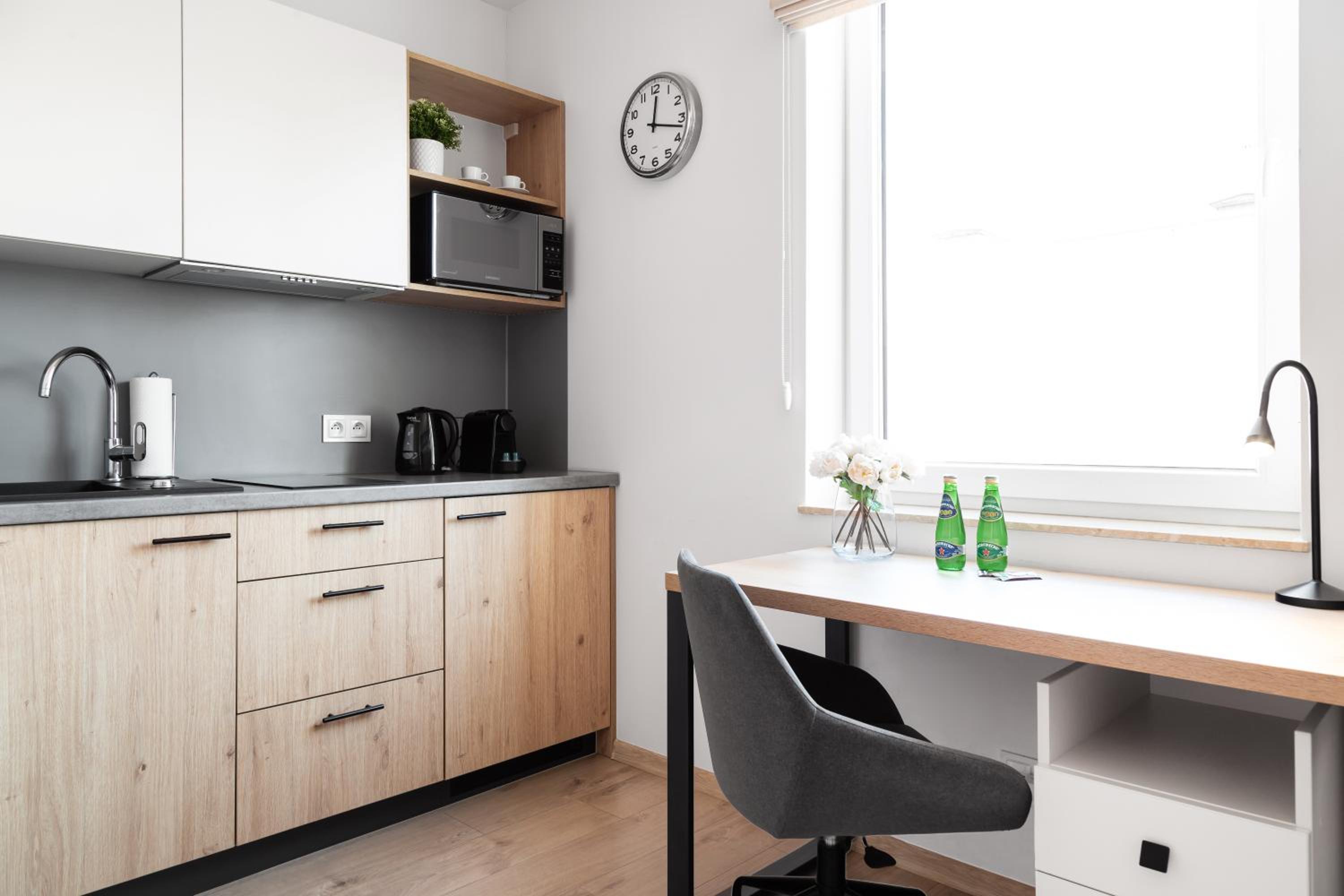 Studio Apartment - Photo 4