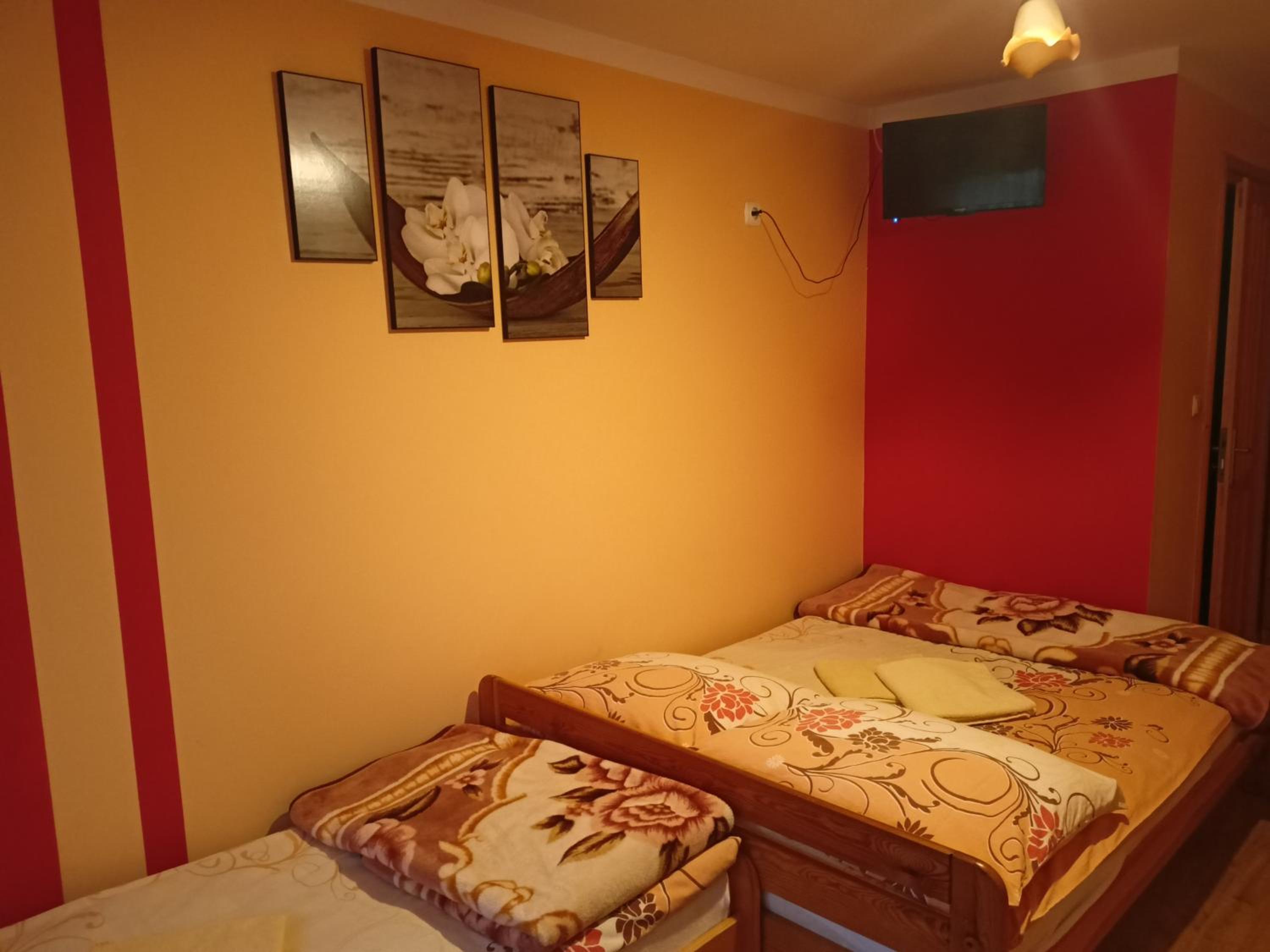 Double or Twin Room - Photo 2