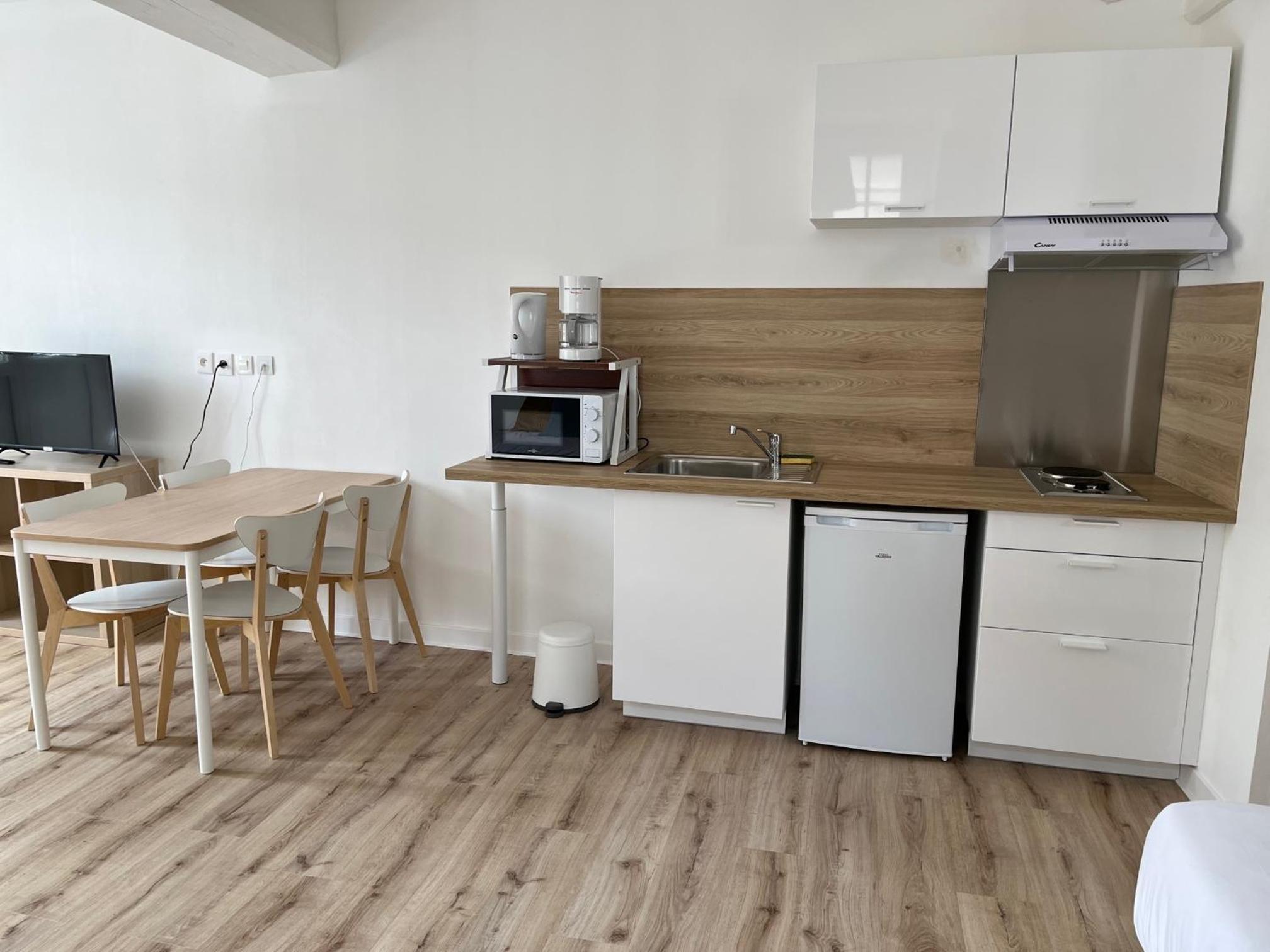 Family Studio - Photo 4