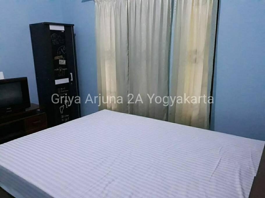 Three-Bedroom Apartment photo 1