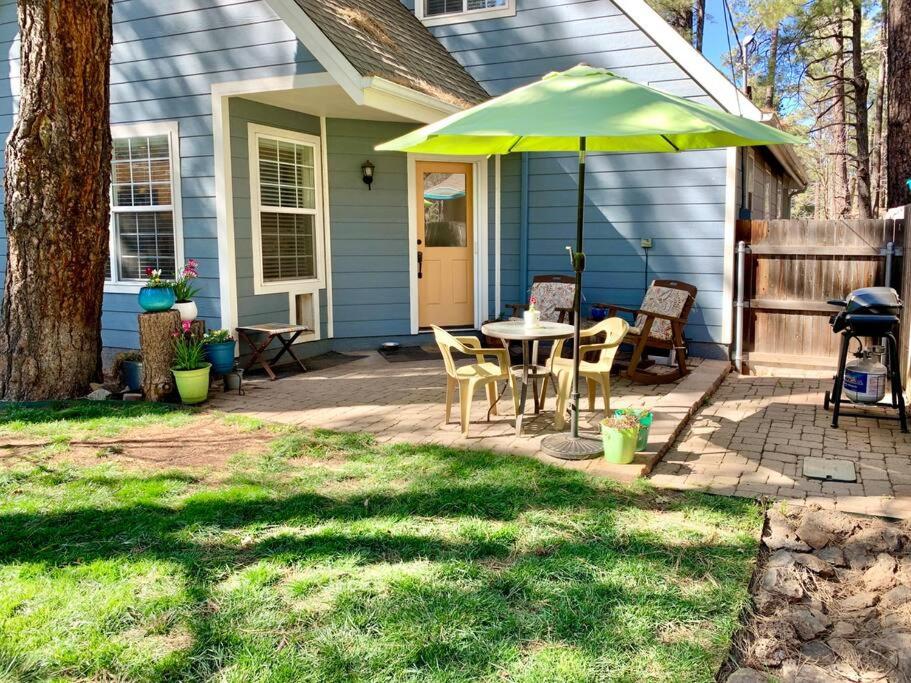 Two-Bedroom House - Photo 32